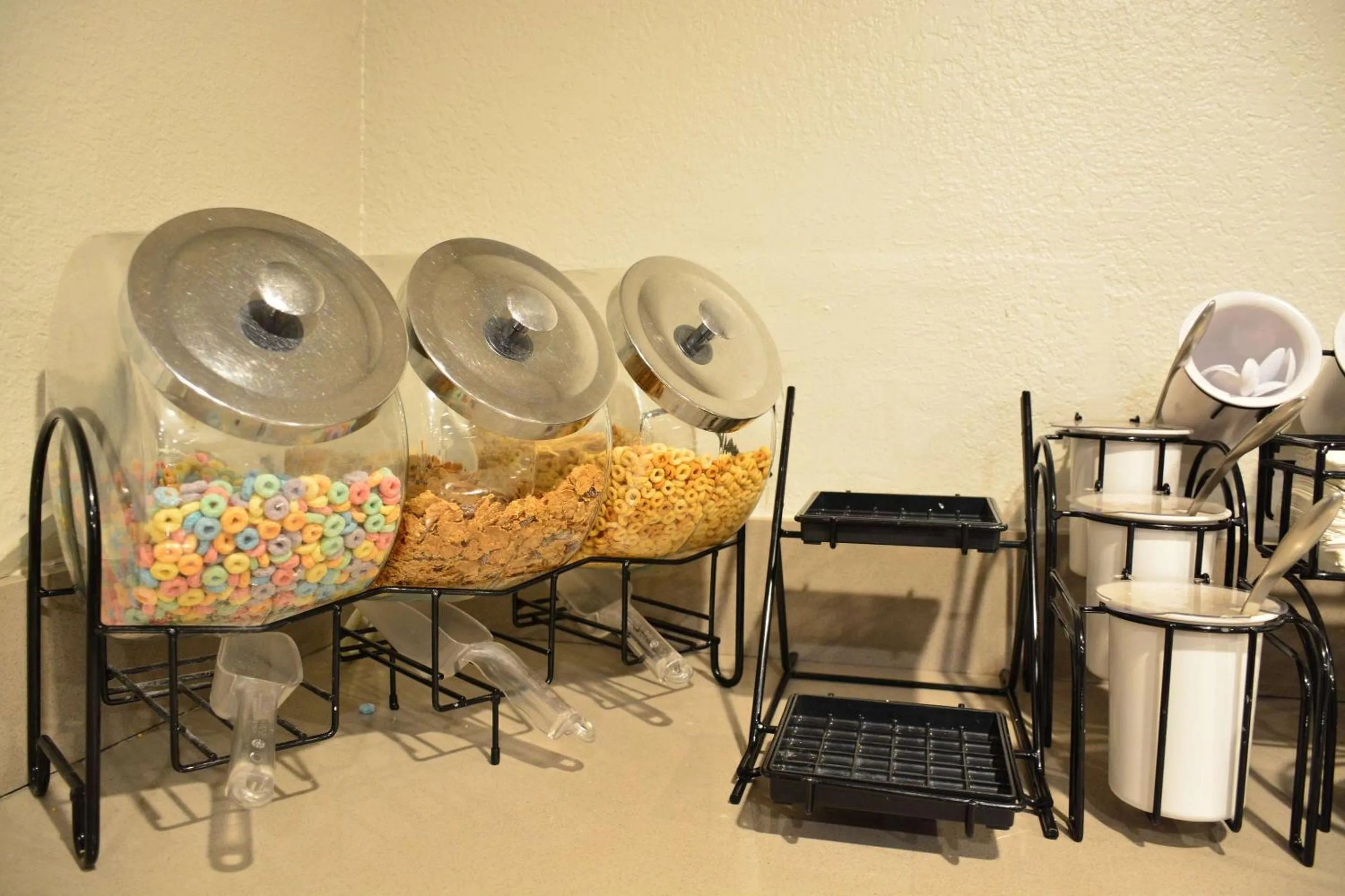 Breakfast in Comfort Inn & Suites Moreno Valley near March Air Reserve Base