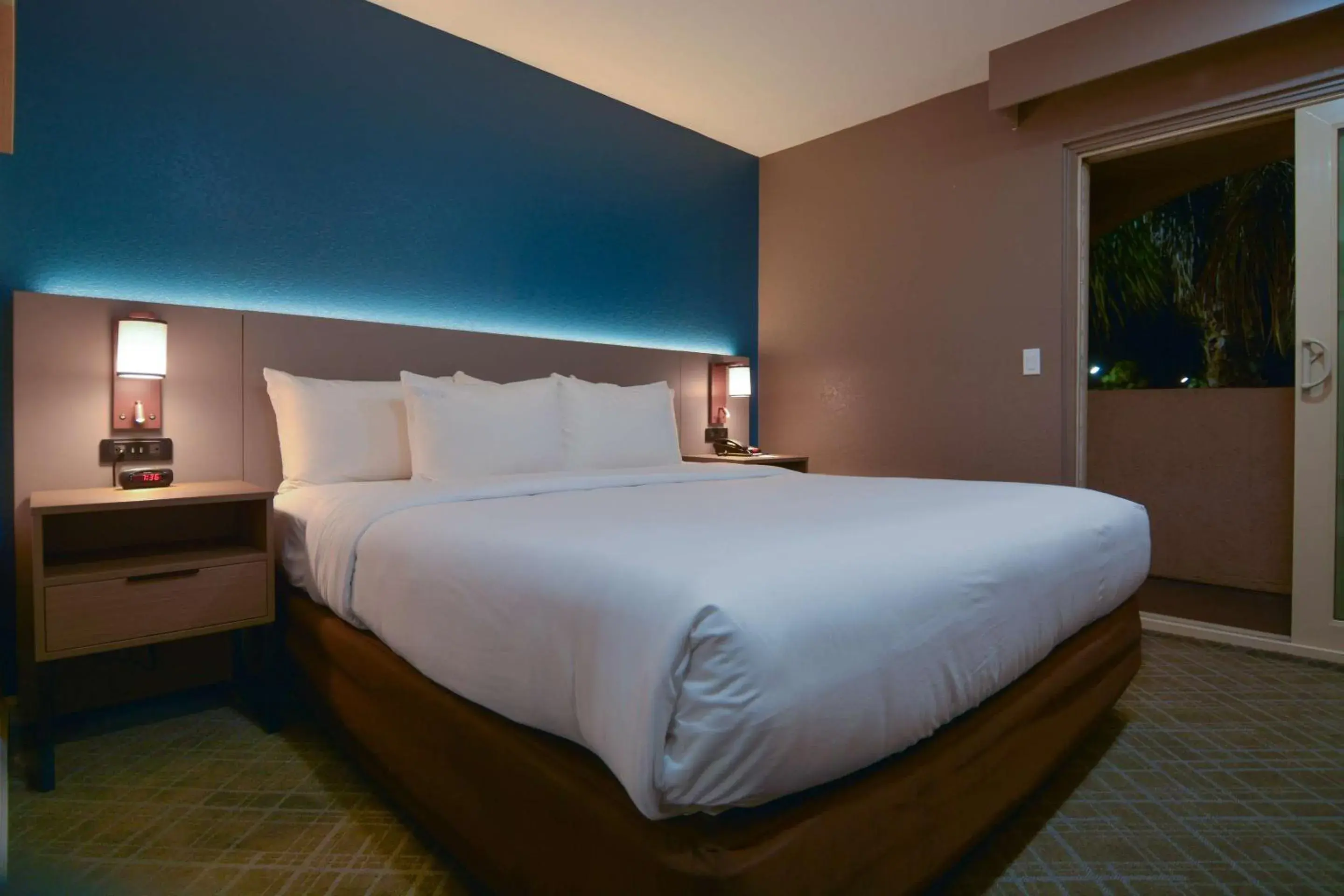 Bedroom, Bed in Comfort Inn & Suites Moreno Valley near March Air Reserve Base Bedroom, Bed in Comfort Inn & Suites Moreno Valley near March Air Reserve Base