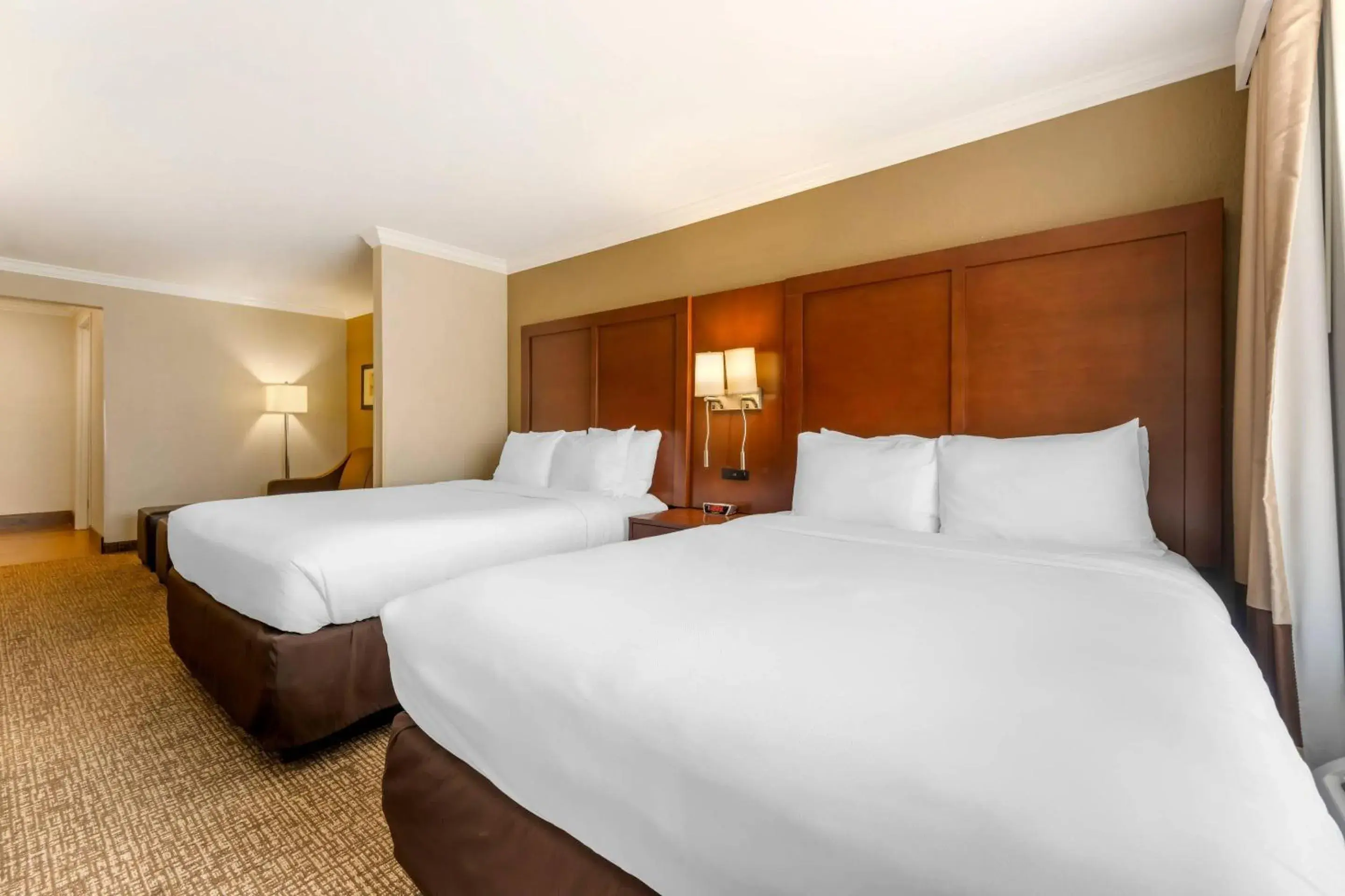 Bedroom, Bed in Comfort Suites Elizabethtown Bedroom, Bed in Comfort Suites Elizabethtown