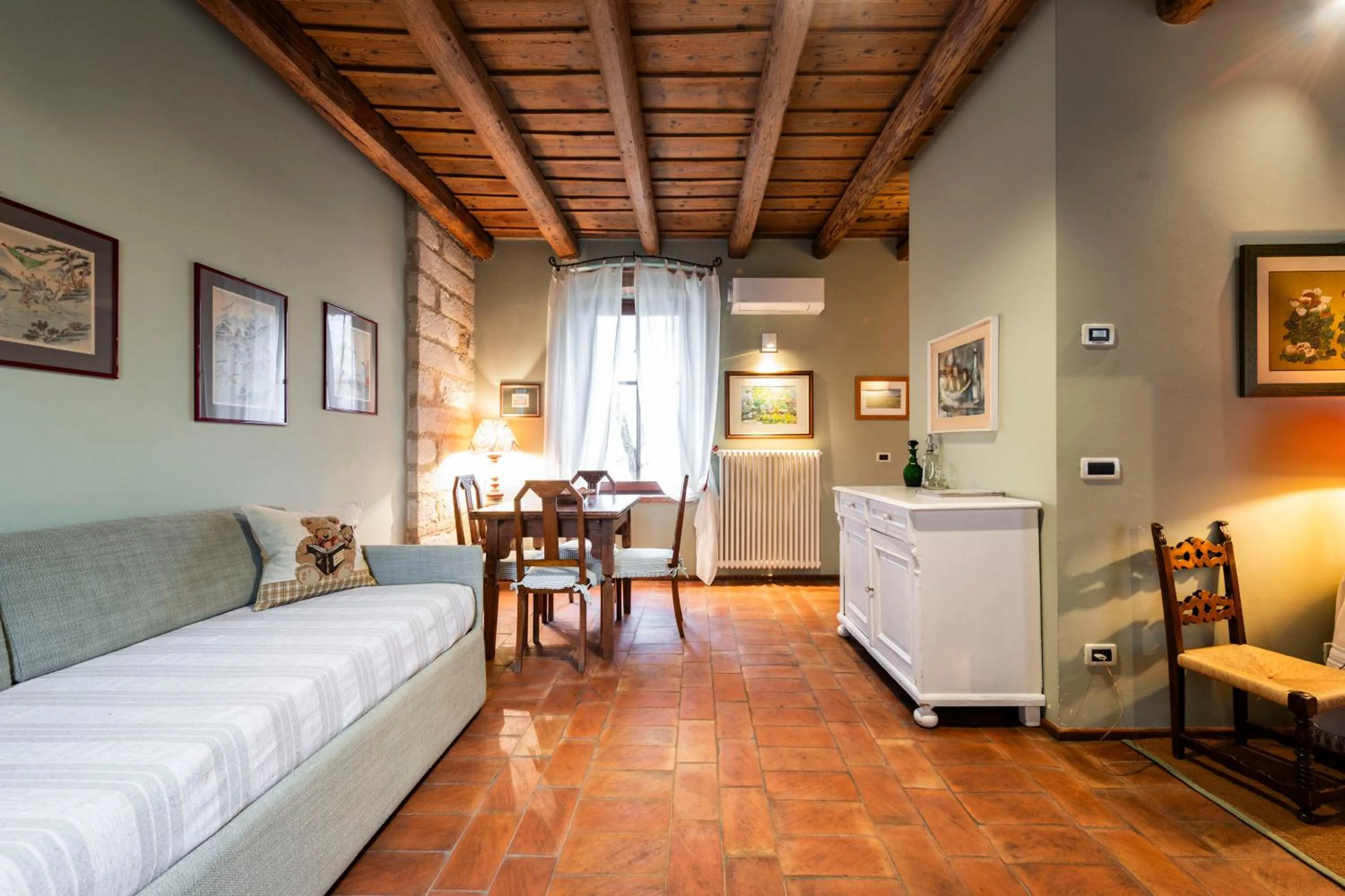 Bed in Musella Winery & Relais