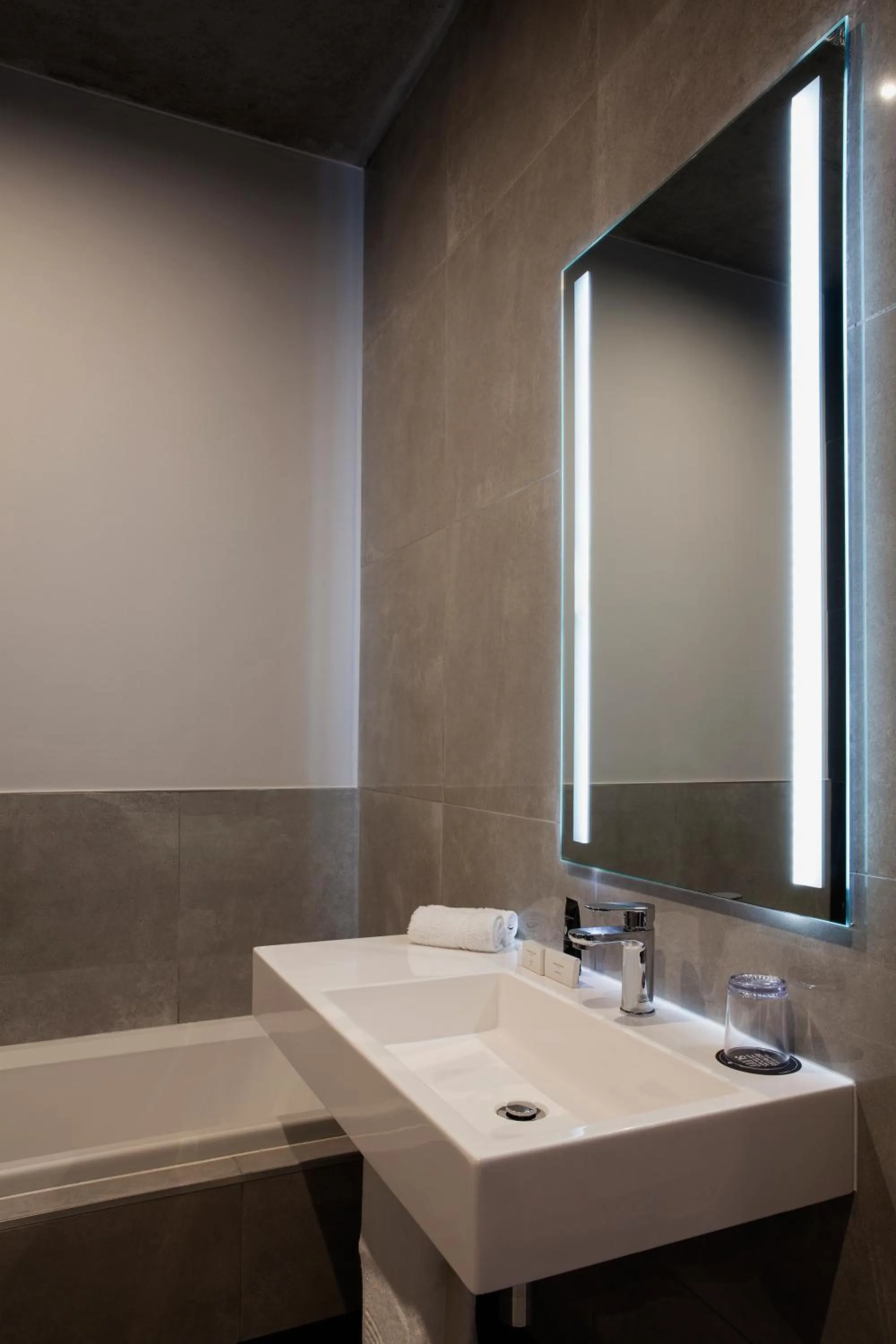 Bathroom in The Capital Melrose