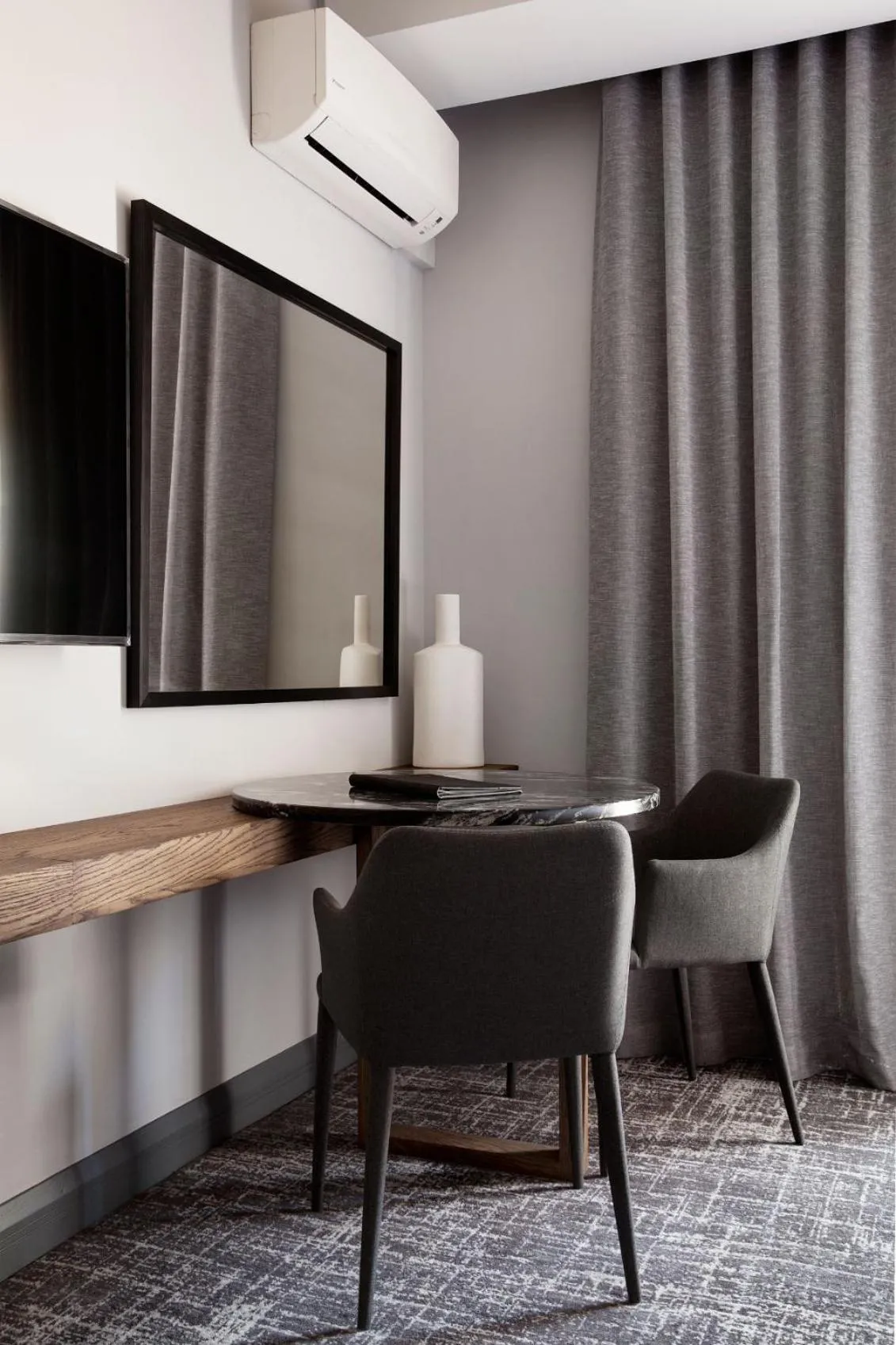 Dining area in The Capital Melrose