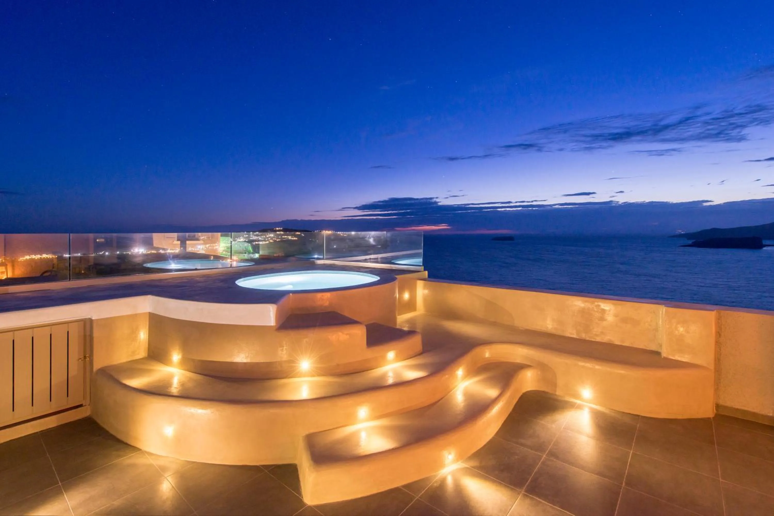 Hot Spring Bath in Caldera's Dolphin Suites