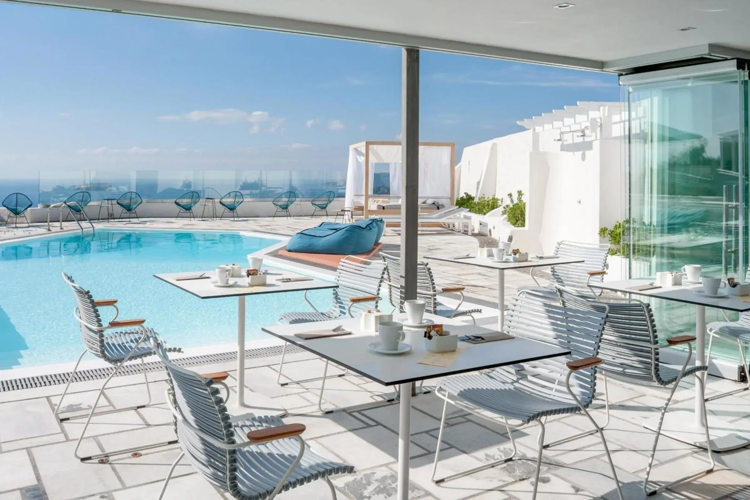 Restaurant/places to eat in Caldera's Dolphin Suites Restaurant/places to eat in Caldera's Dolphin Suites