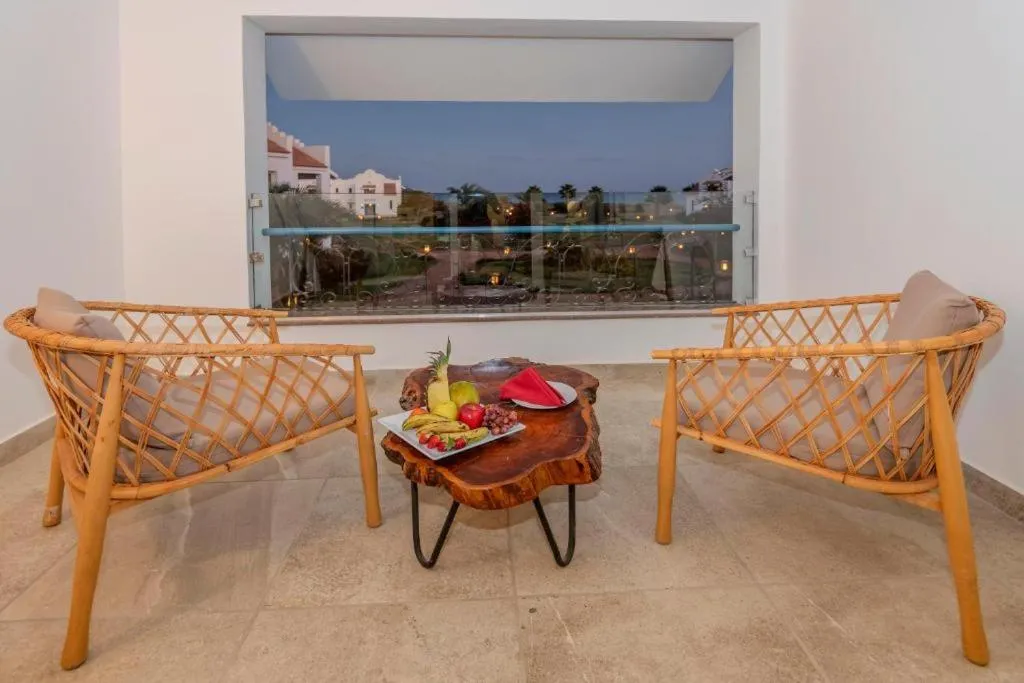 Lahami Bay Beach Resort