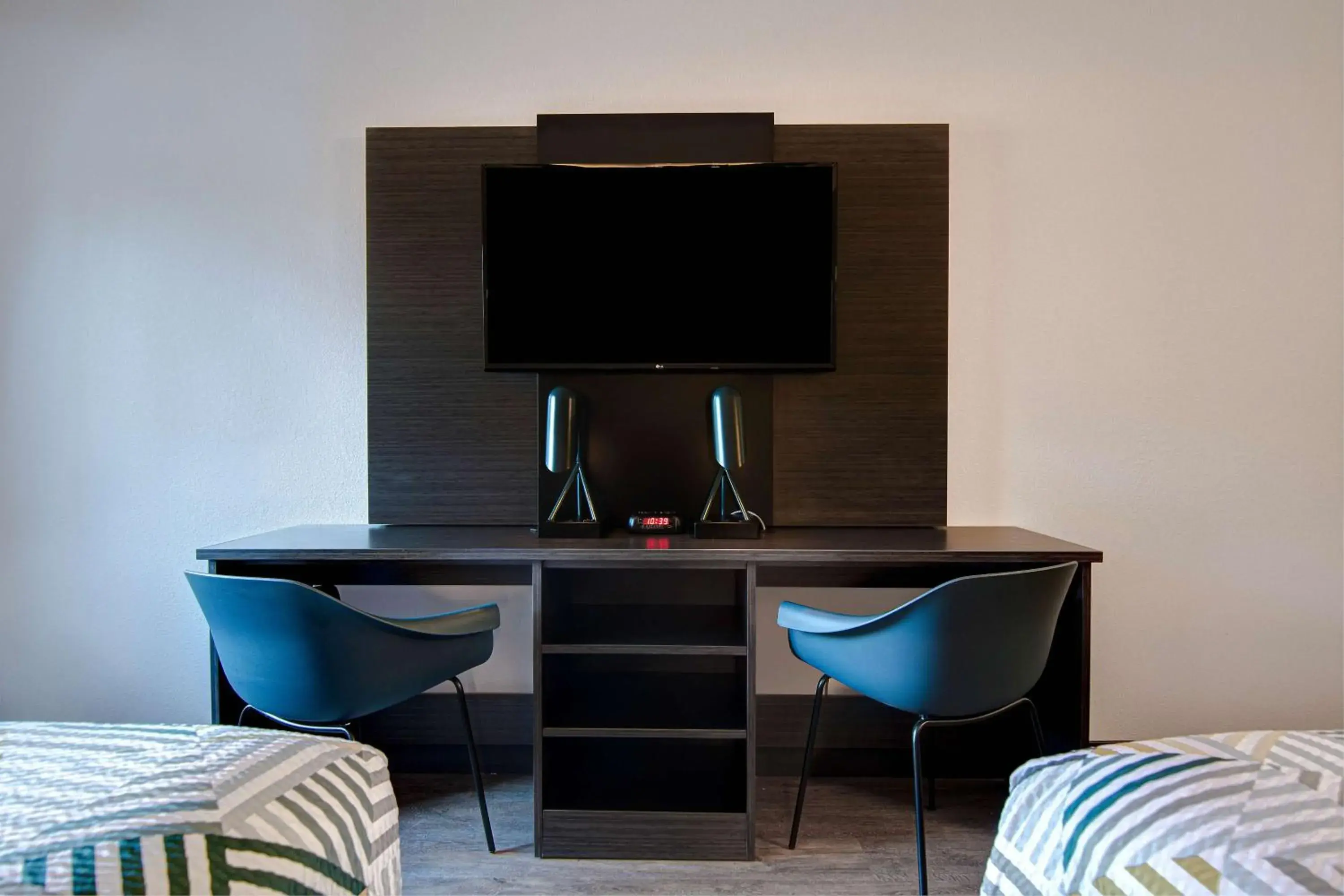 Photo of the whole room in Studio 6 Pensacola, FL - West I-10 Photo of the whole room in Studio 6 Pensacola, FL - West I-10