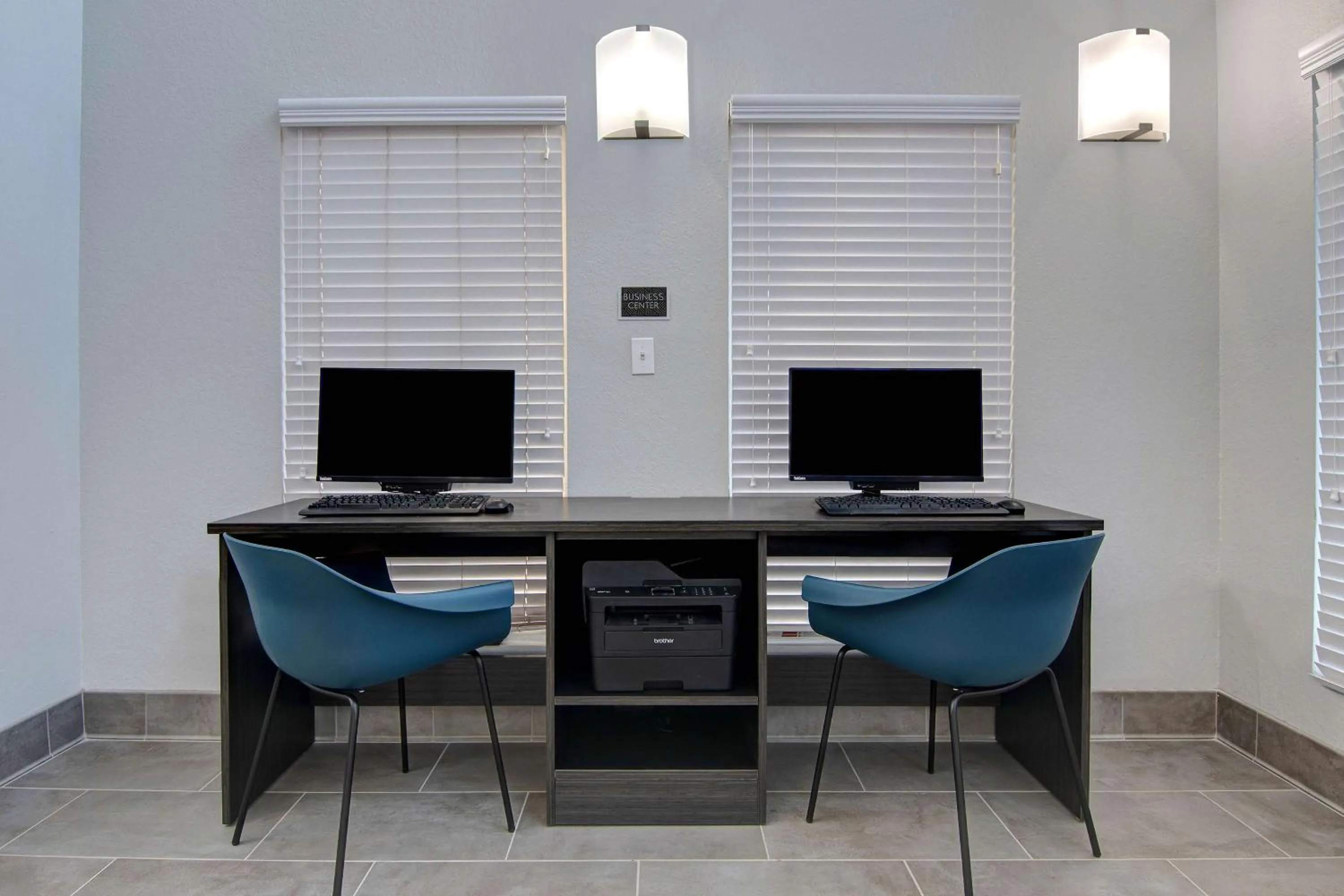 Property building in Studio 6 Pensacola, FL - West I-10