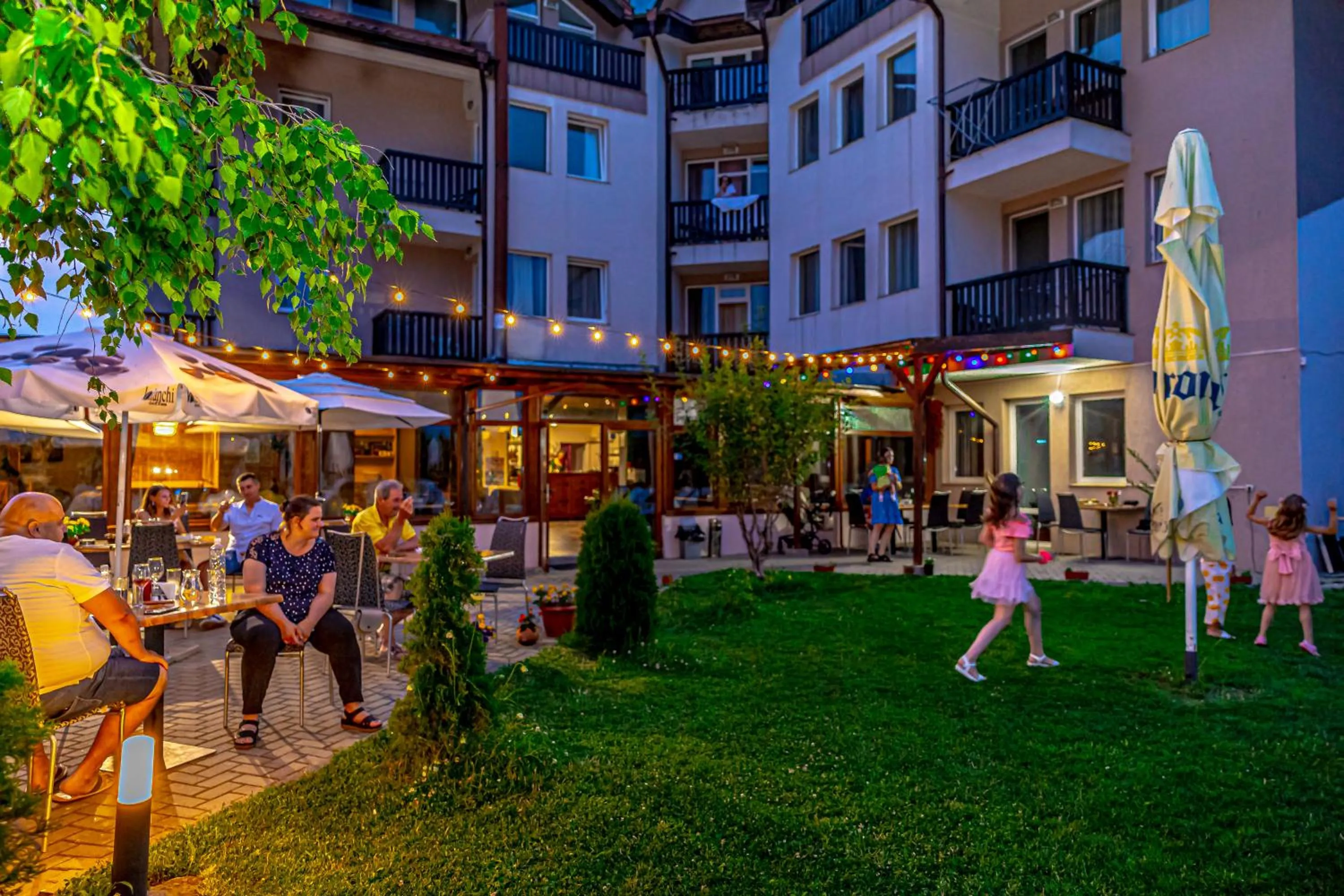 Garden in Thermal Hotel Seven Seasons