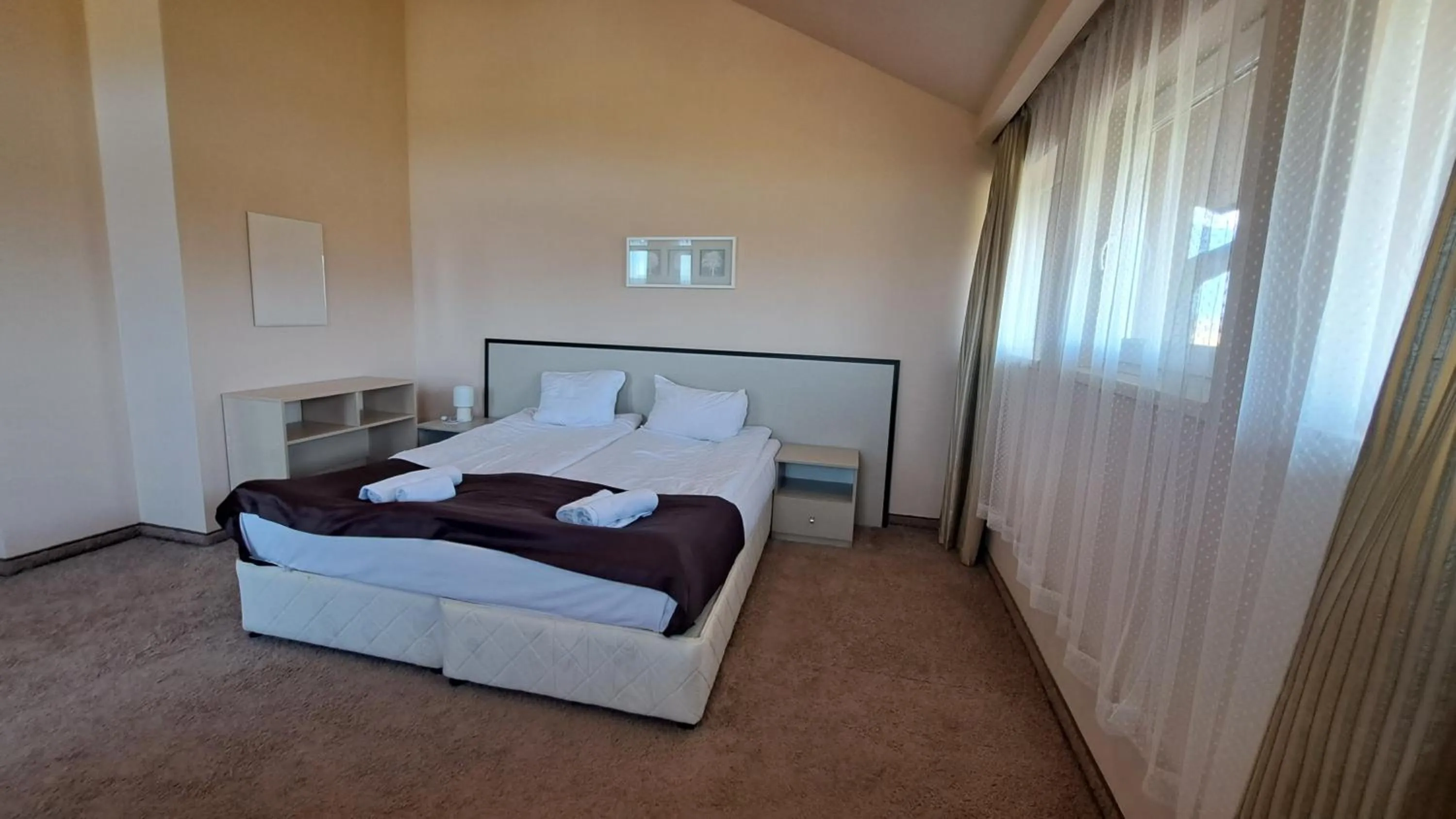 Bed in Thermal Hotel Seven Seasons