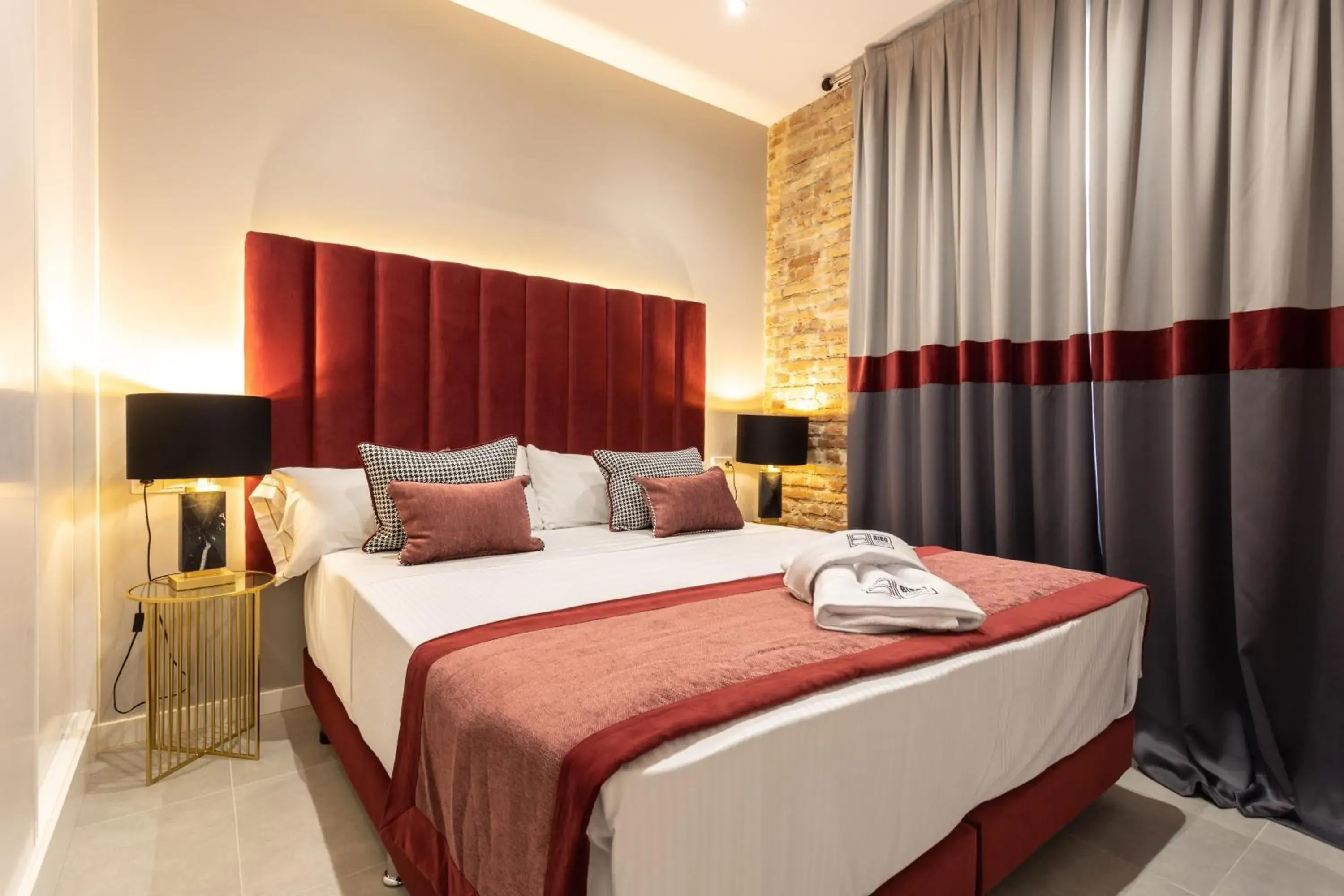 Standard One-Bedroom Apartment in BiBo Suites Plaza Nueva Standard One-Bedroom Apartment in BiBo Suites Plaza Nueva