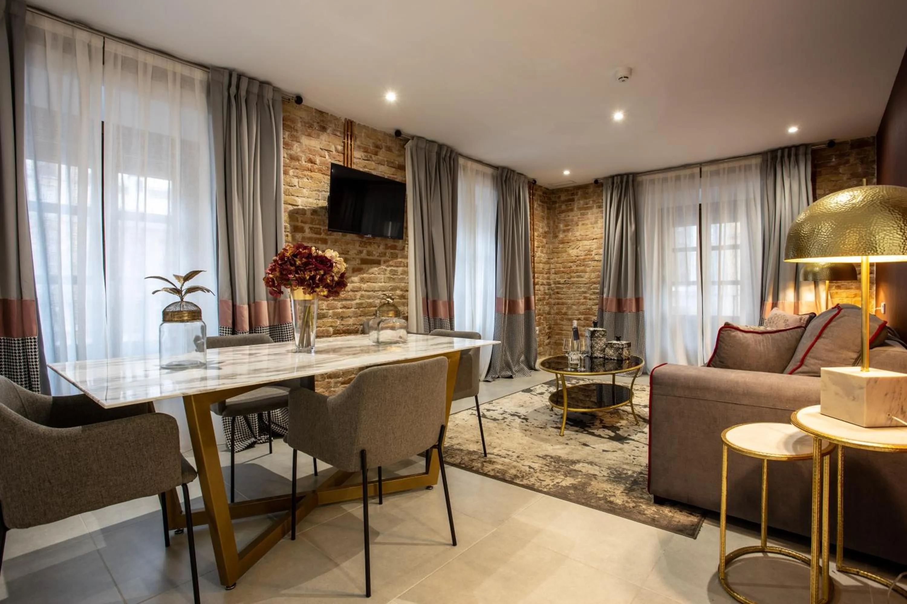 Living room in BiBo Suites Plaza Nueva