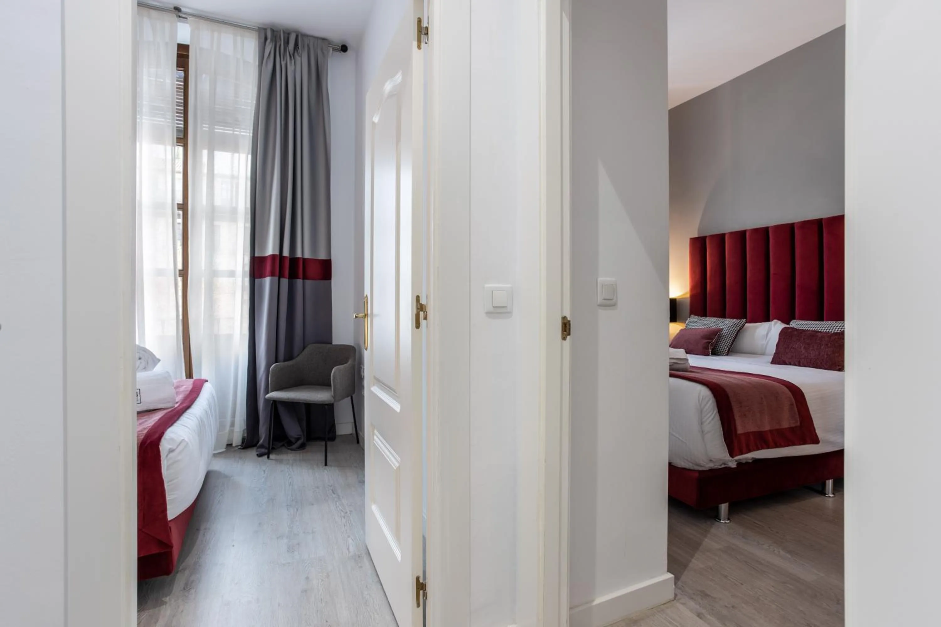 Bedroom, Bed in BiBo Suites Plaza Nueva