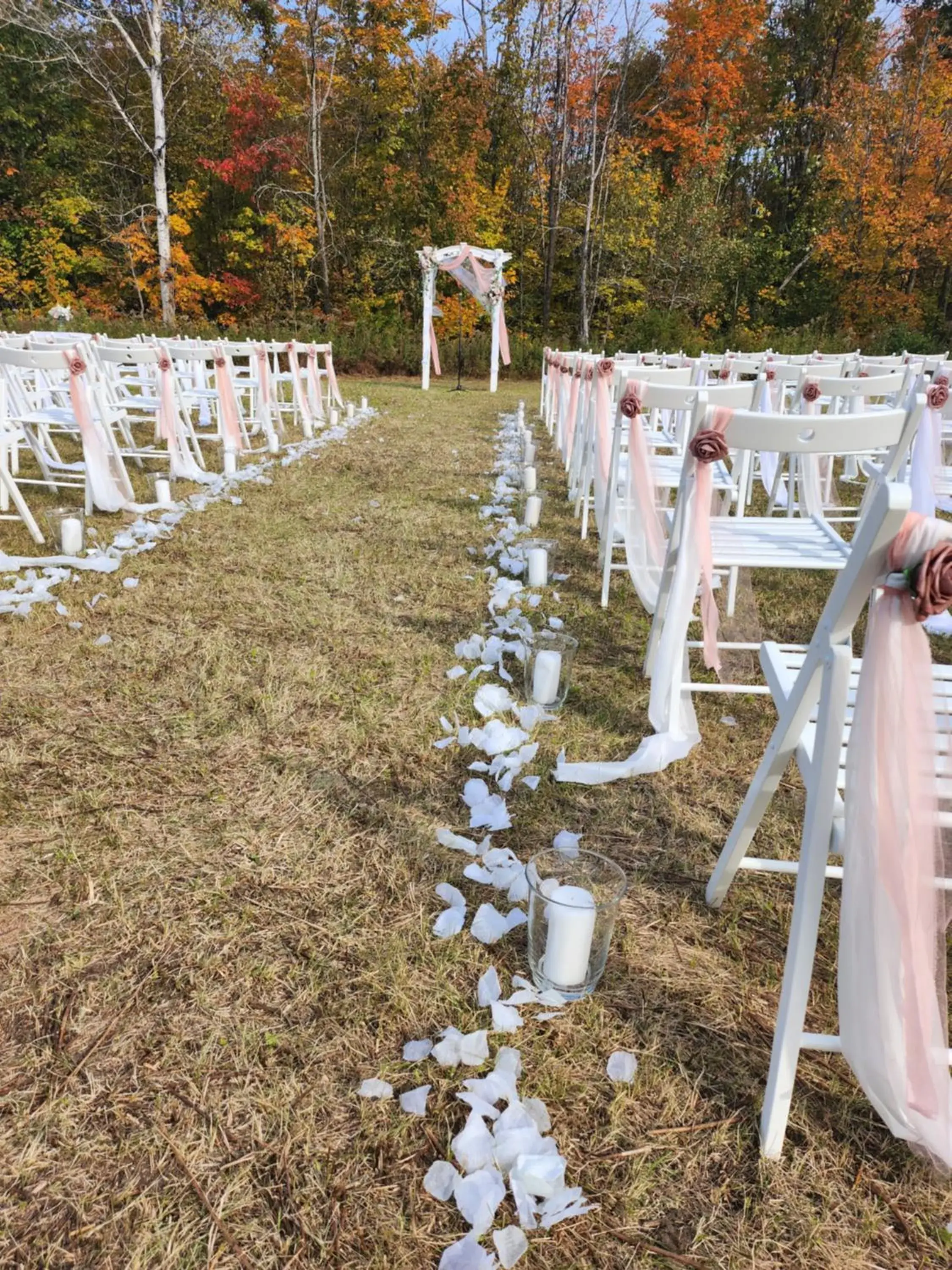 Property building in Jolly Roger Inn & Resort Property building in Jolly Roger Inn & Resort