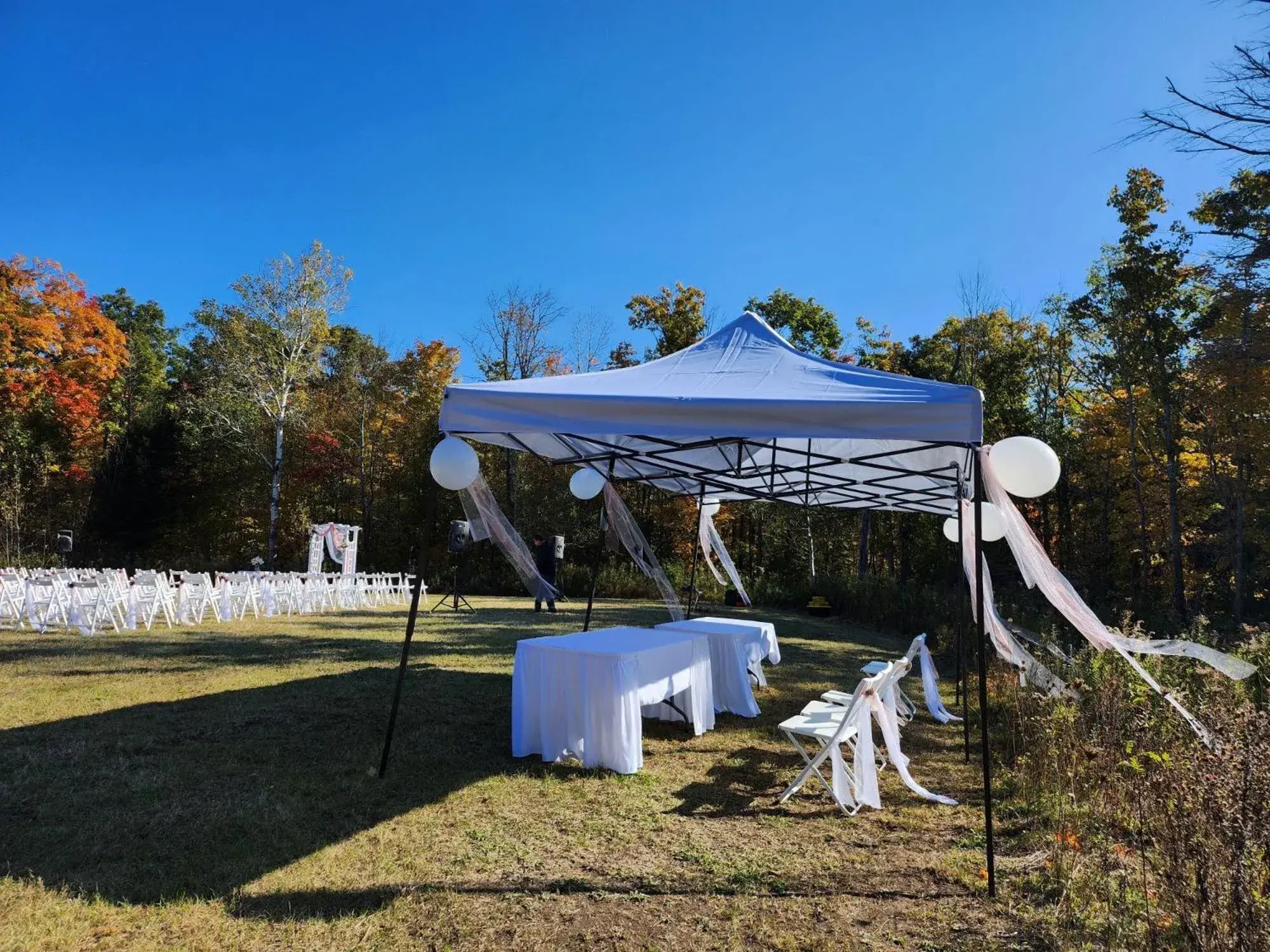 Property building in Jolly Roger Inn & Resort Property building in Jolly Roger Inn & Resort