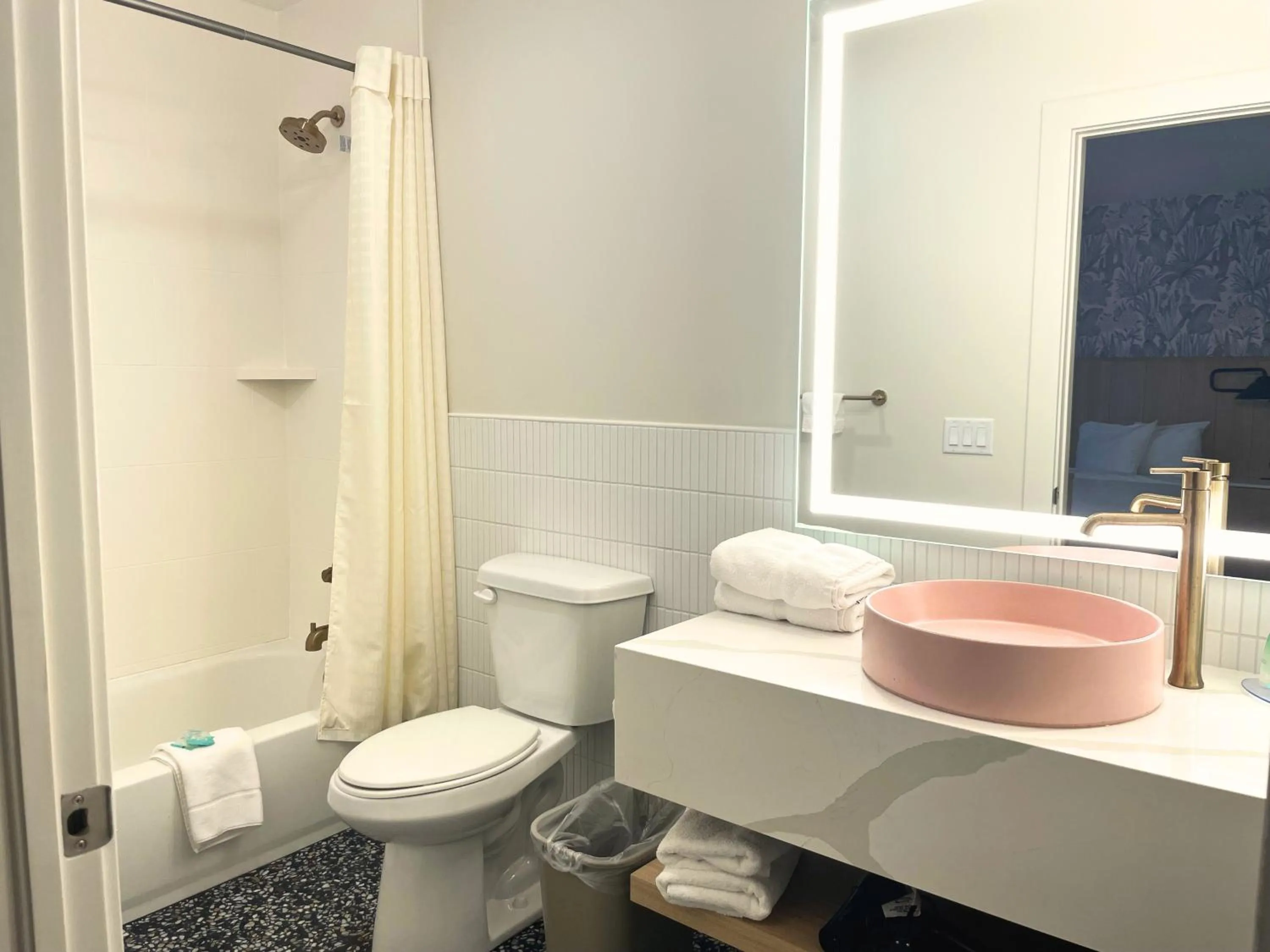 Bathroom in Hotel Moab Downtown