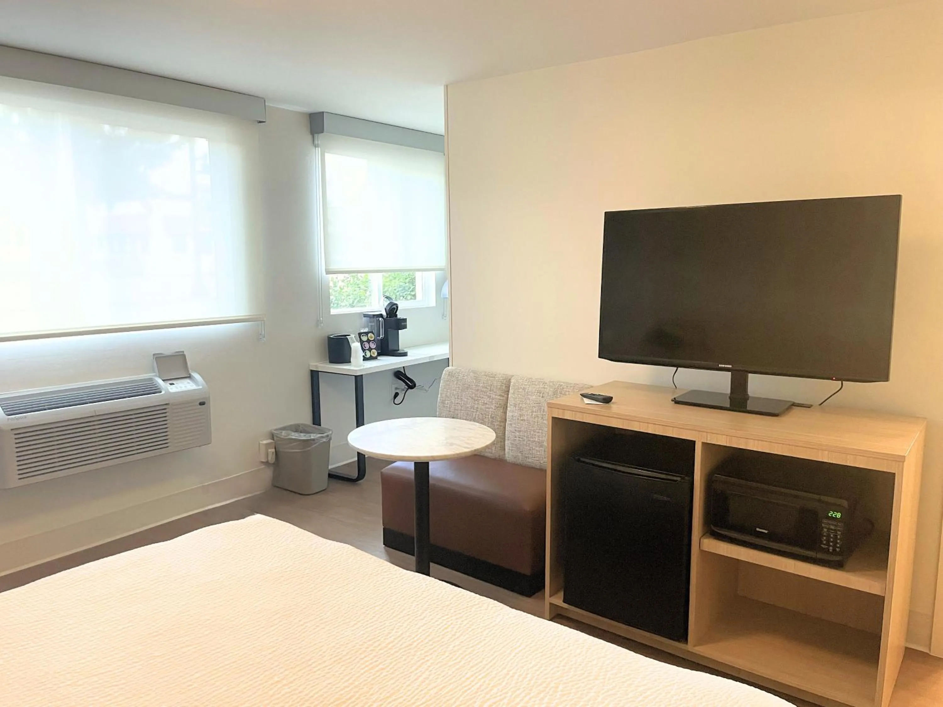 Bedroom, Bed in Hotel Moab Downtown