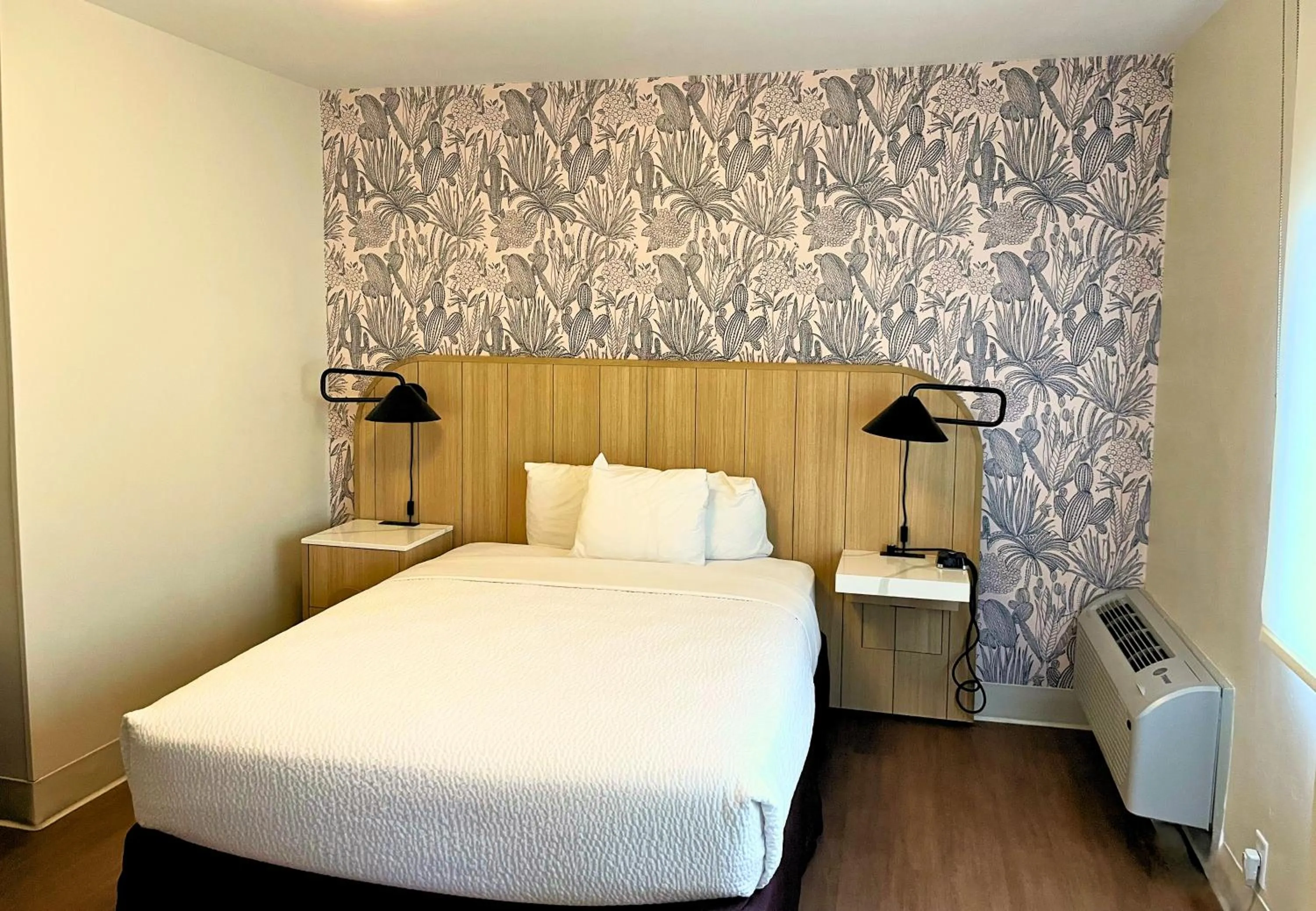 Bed in Hotel Moab Downtown