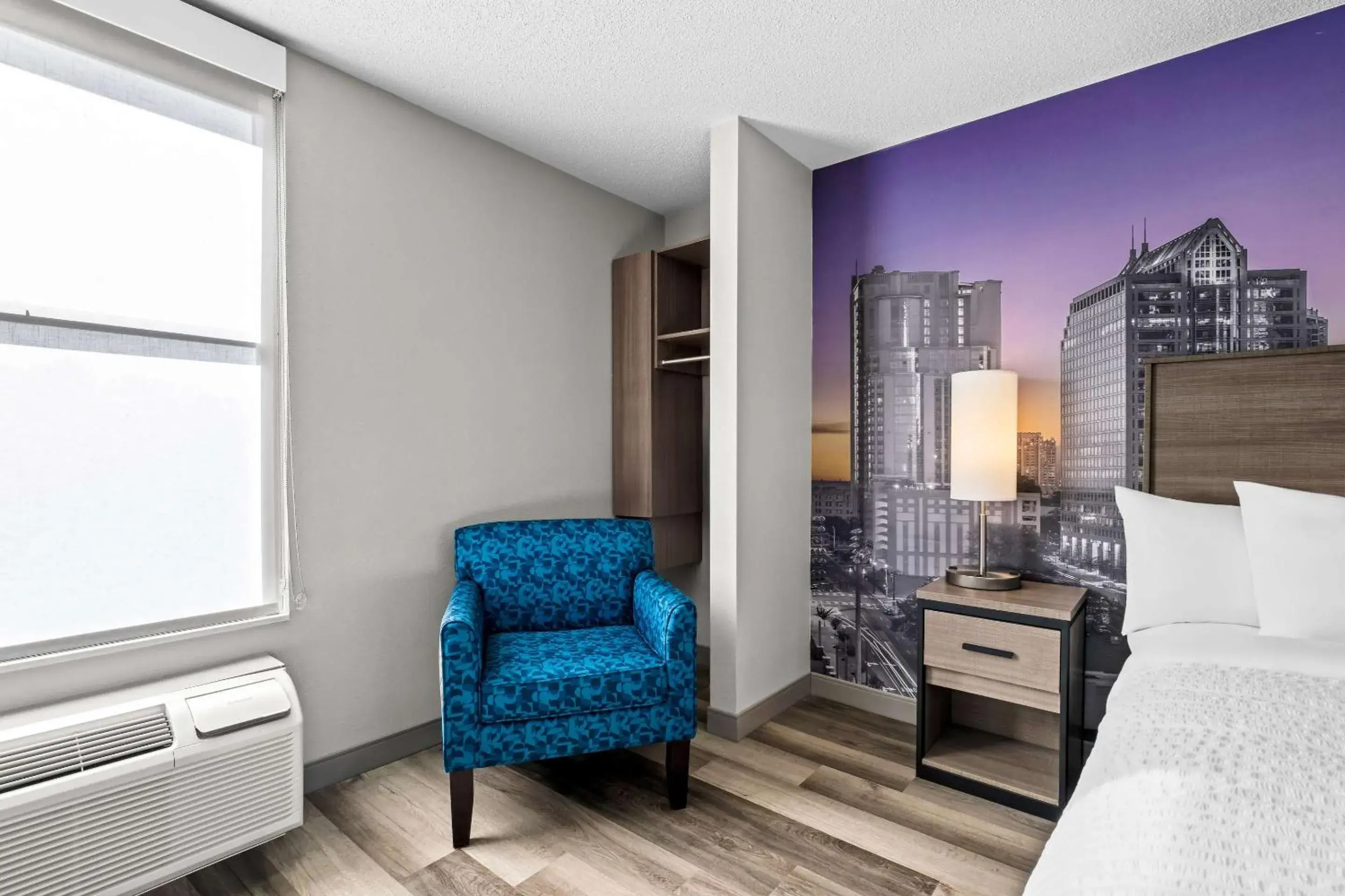 Bedroom in Clarion Pointe I-85 High Point - Archdale Bedroom in Clarion Pointe I-85 High Point - Archdale