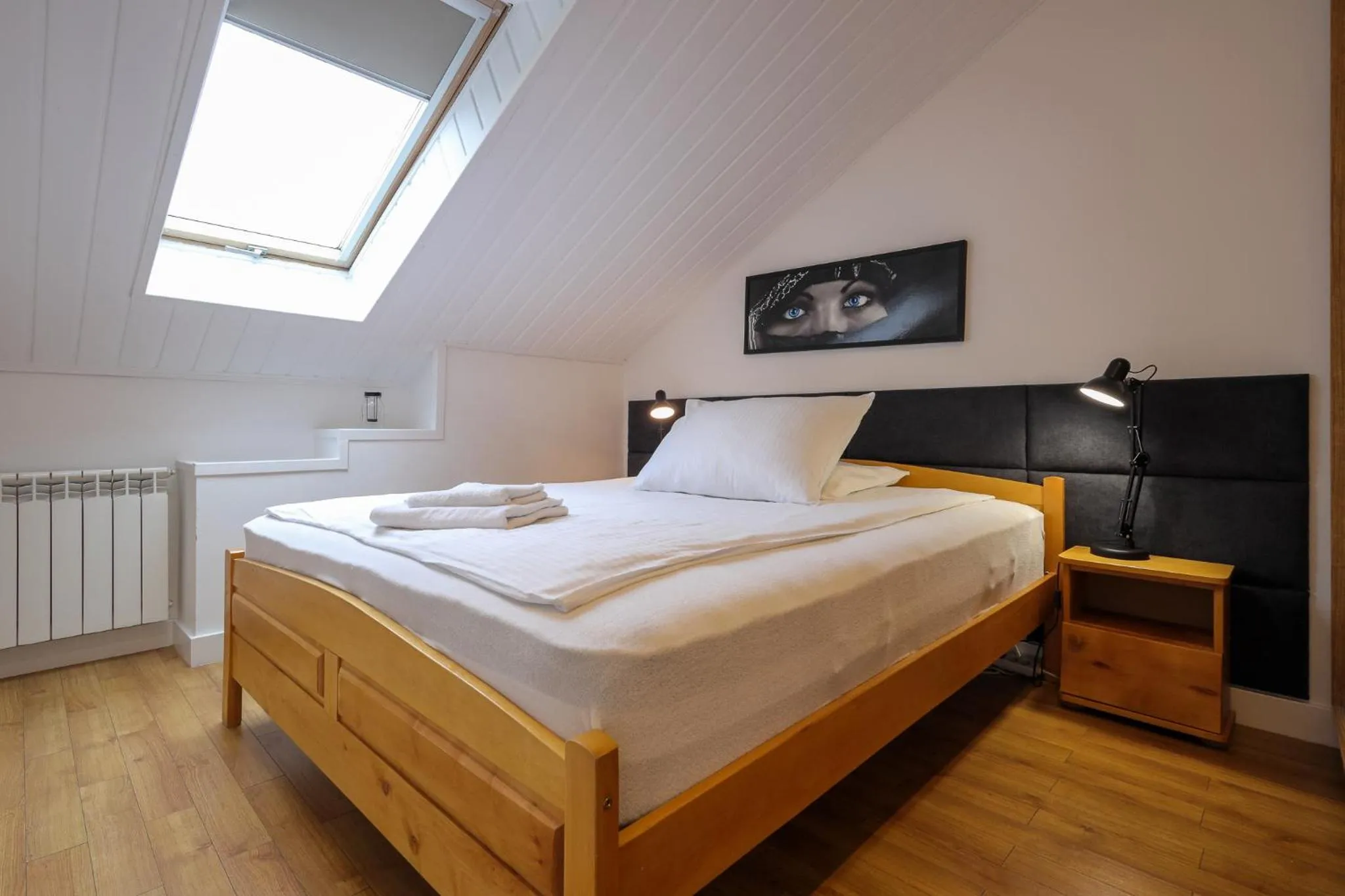 Bed in Dworek Różany Hotel & Restauracja