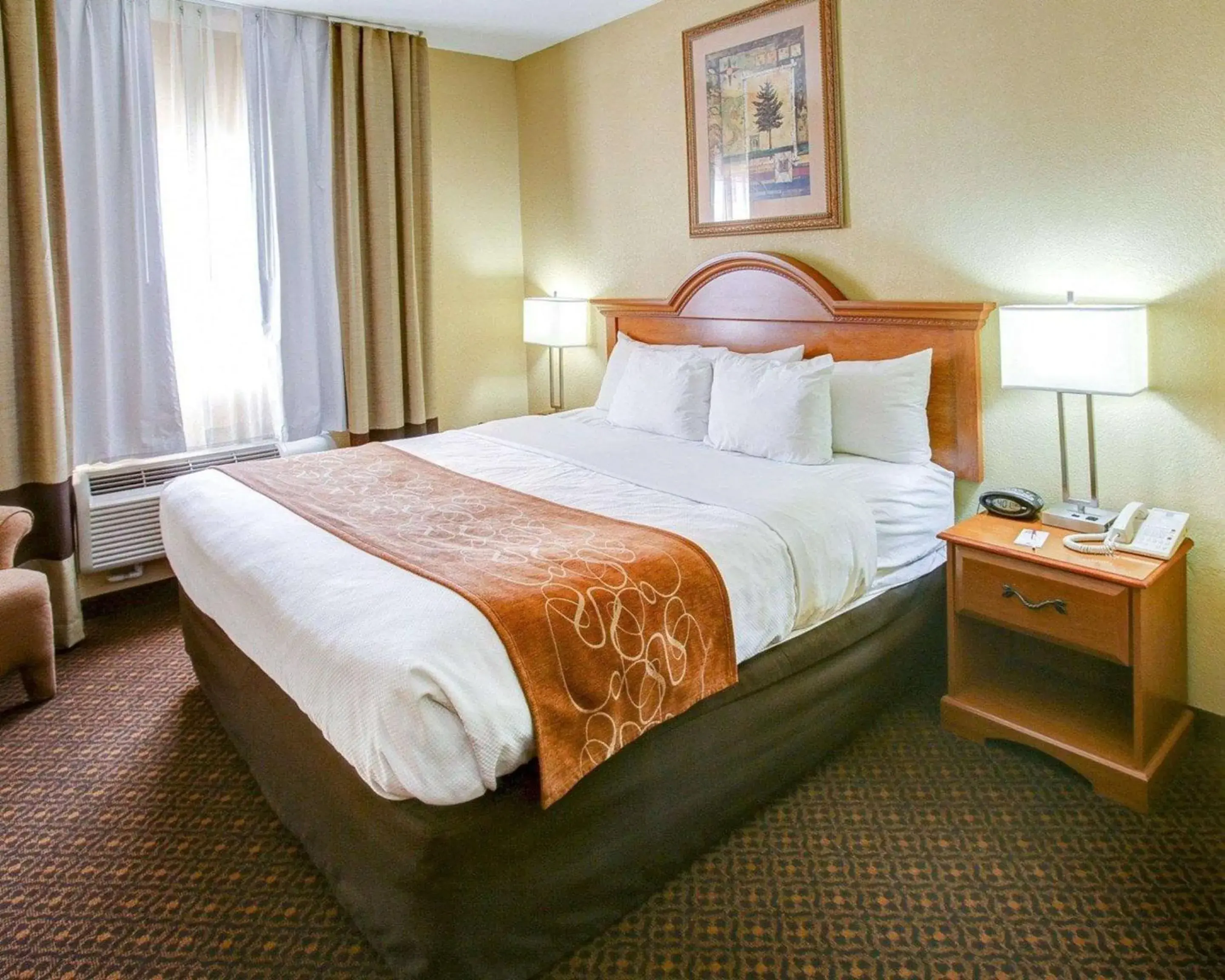 Photo of the whole room in Comfort Suites Brenham Photo of the whole room in Comfort Suites Brenham