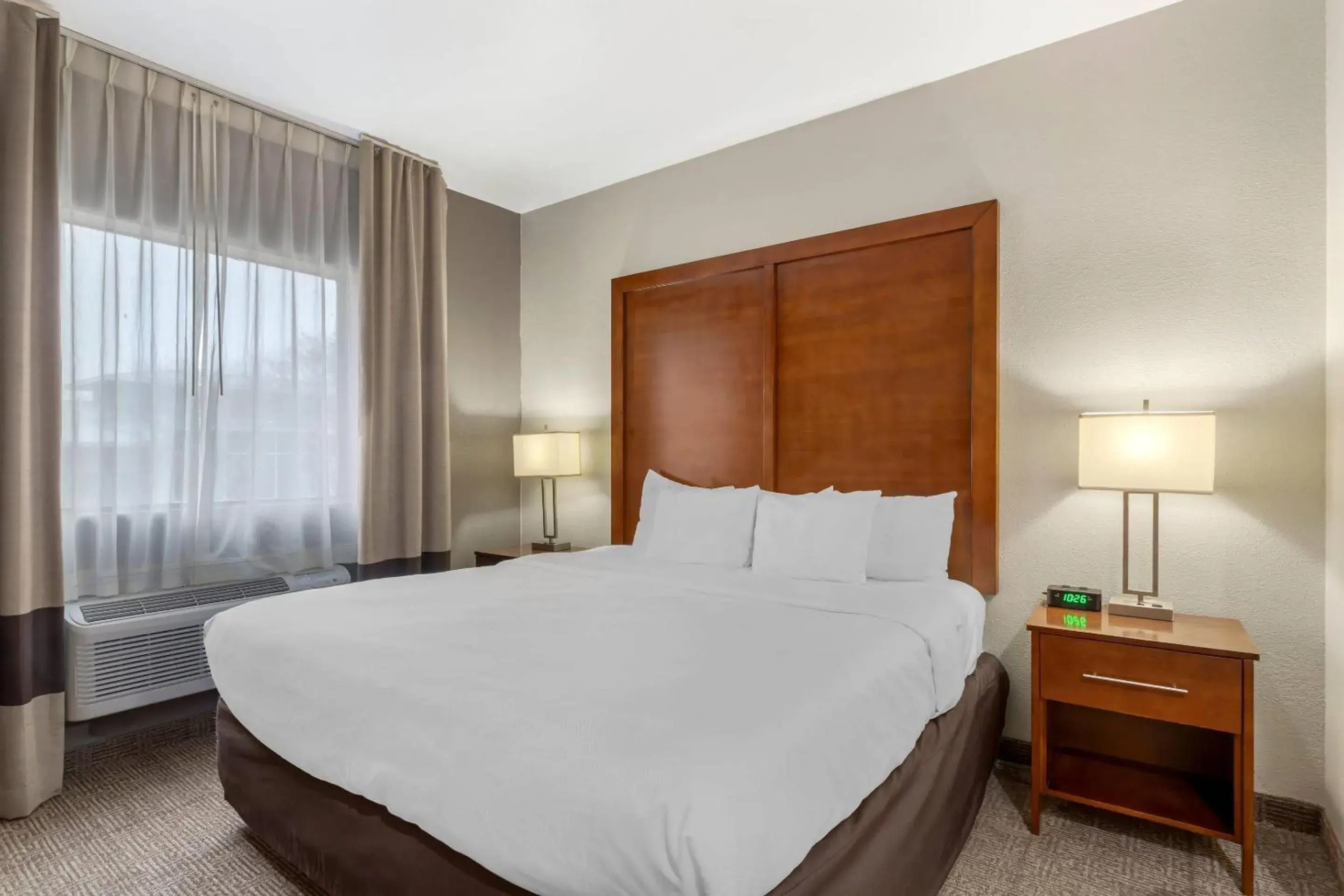 Bedroom, Bed in Comfort Suites Brenham Bedroom, Bed in Comfort Suites Brenham