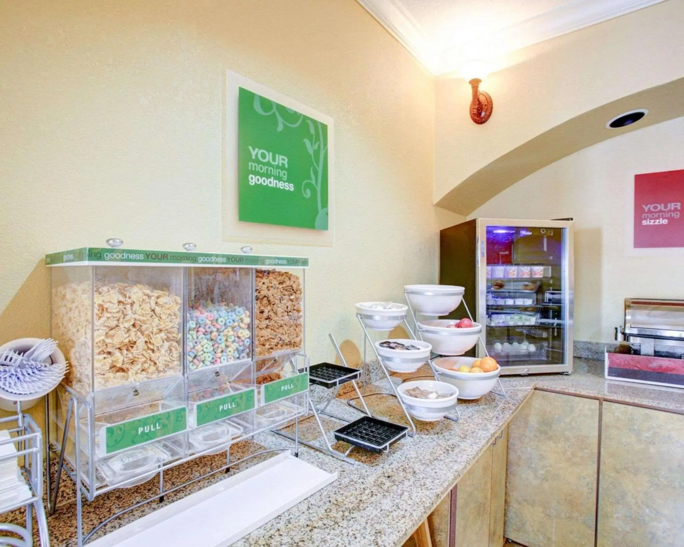 Restaurant/places to eat in Comfort Suites Brenham Restaurant/places to eat in Comfort Suites Brenham