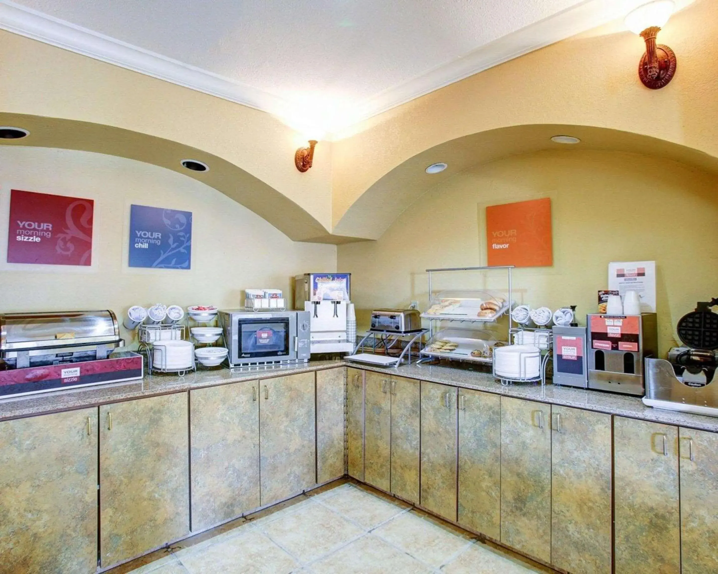 Restaurant/places to eat in Comfort Suites Brenham Restaurant/places to eat in Comfort Suites Brenham