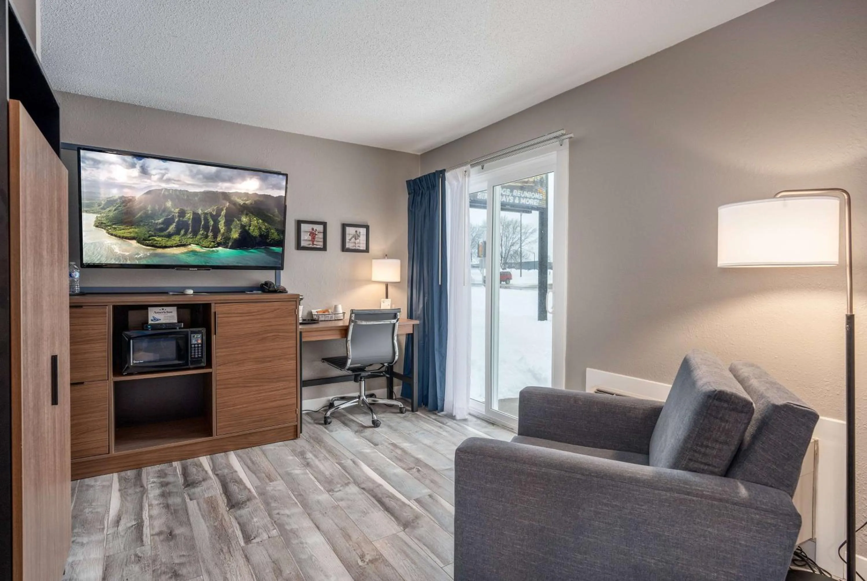 Photo of the whole room in AmericInn by Wyndham New Richmond