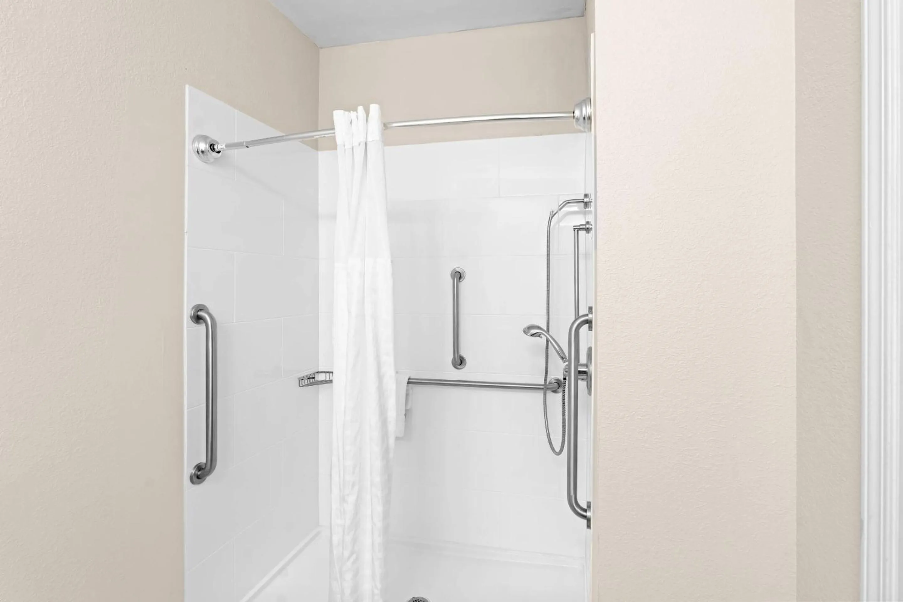 Bedroom in Comfort Suites Daphne - Mobile East Bay