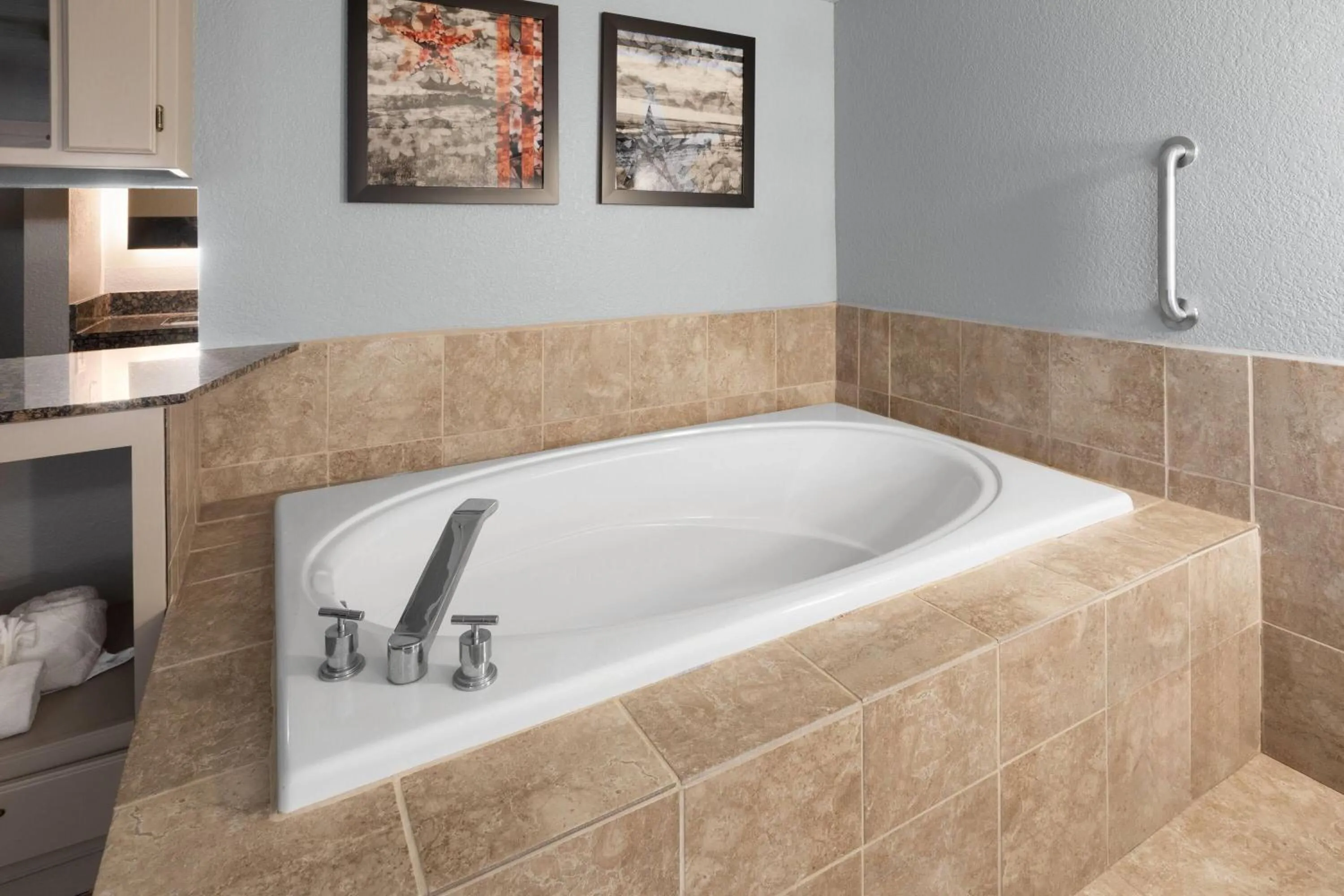 Bath in AmericInn by Wyndham Chippewa Falls