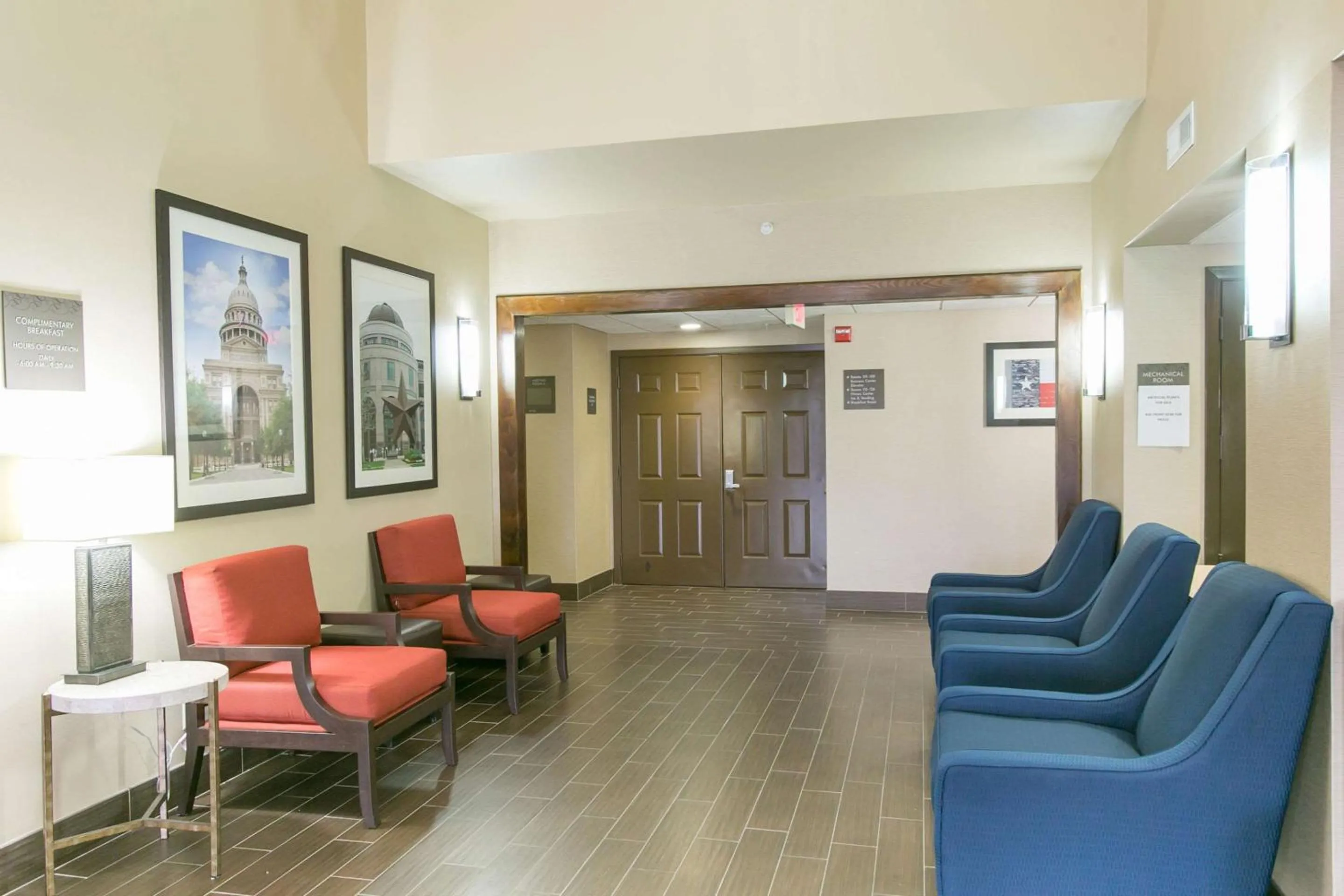 Lobby or reception in Comfort Suites Austin NW Lakeline