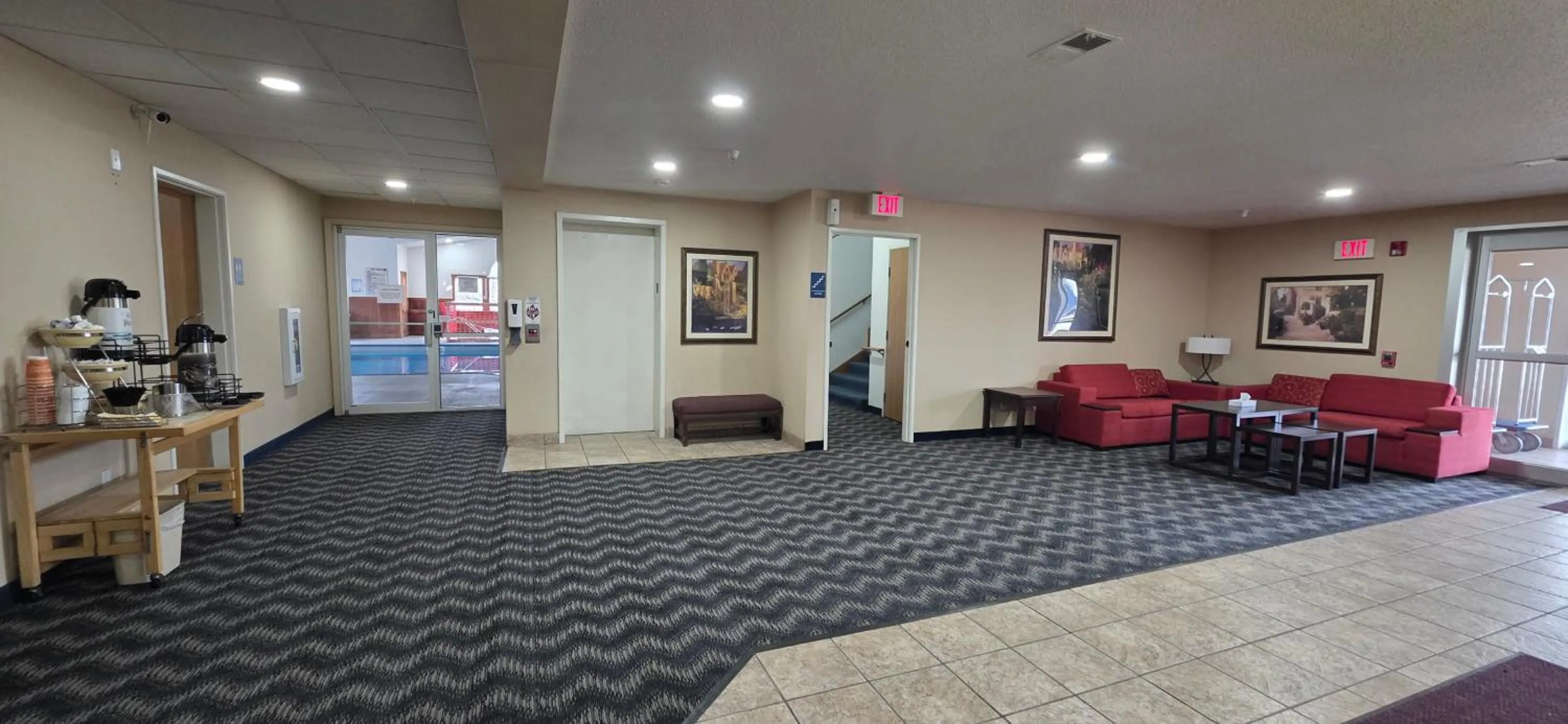 Coffee/tea facilities in Quality Inn & Suites Eldridge Davenport North