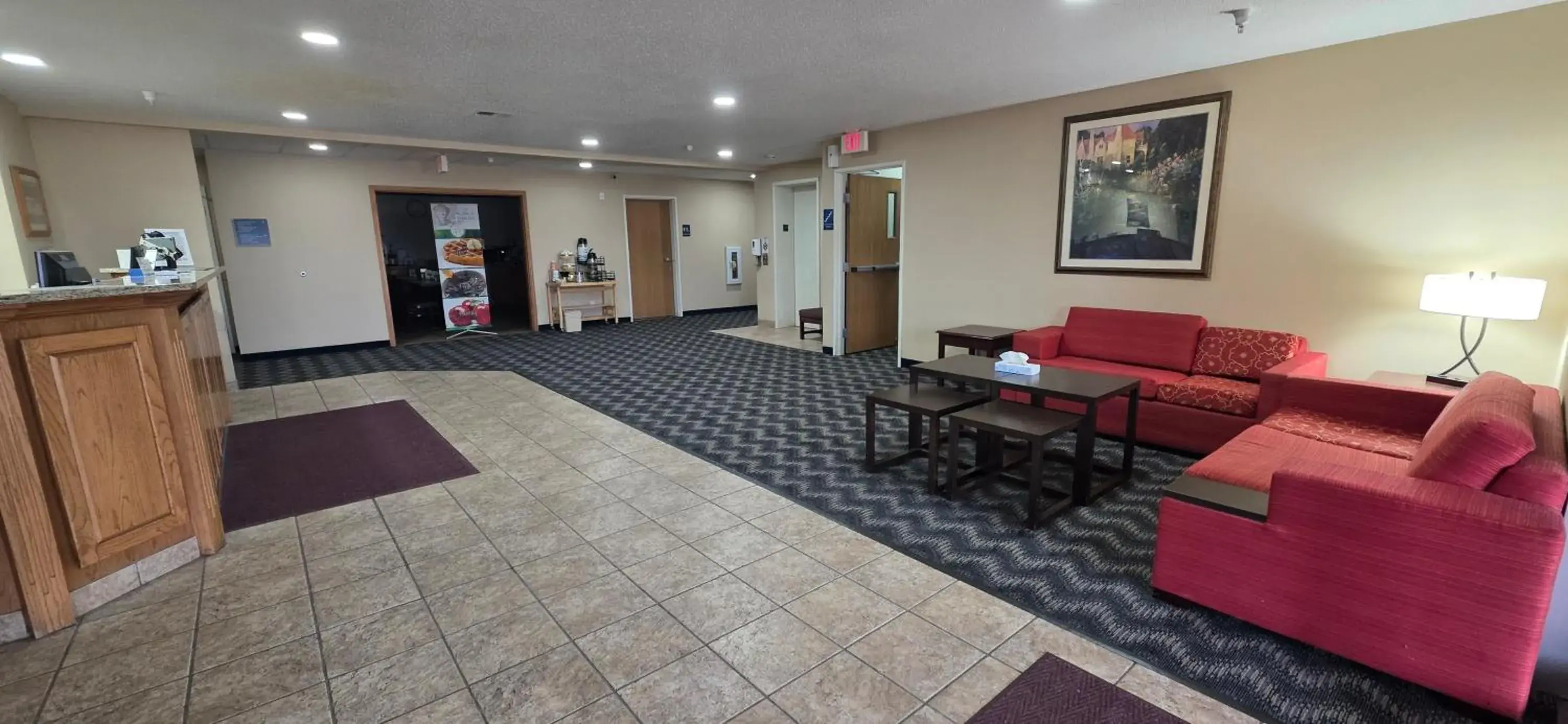 Lobby or reception in Quality Inn & Suites Eldridge Davenport North Lobby or reception in Quality Inn & Suites Eldridge Davenport North