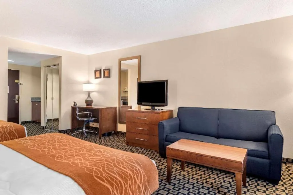 Bed in Comfort Inn & Suites Athens North
