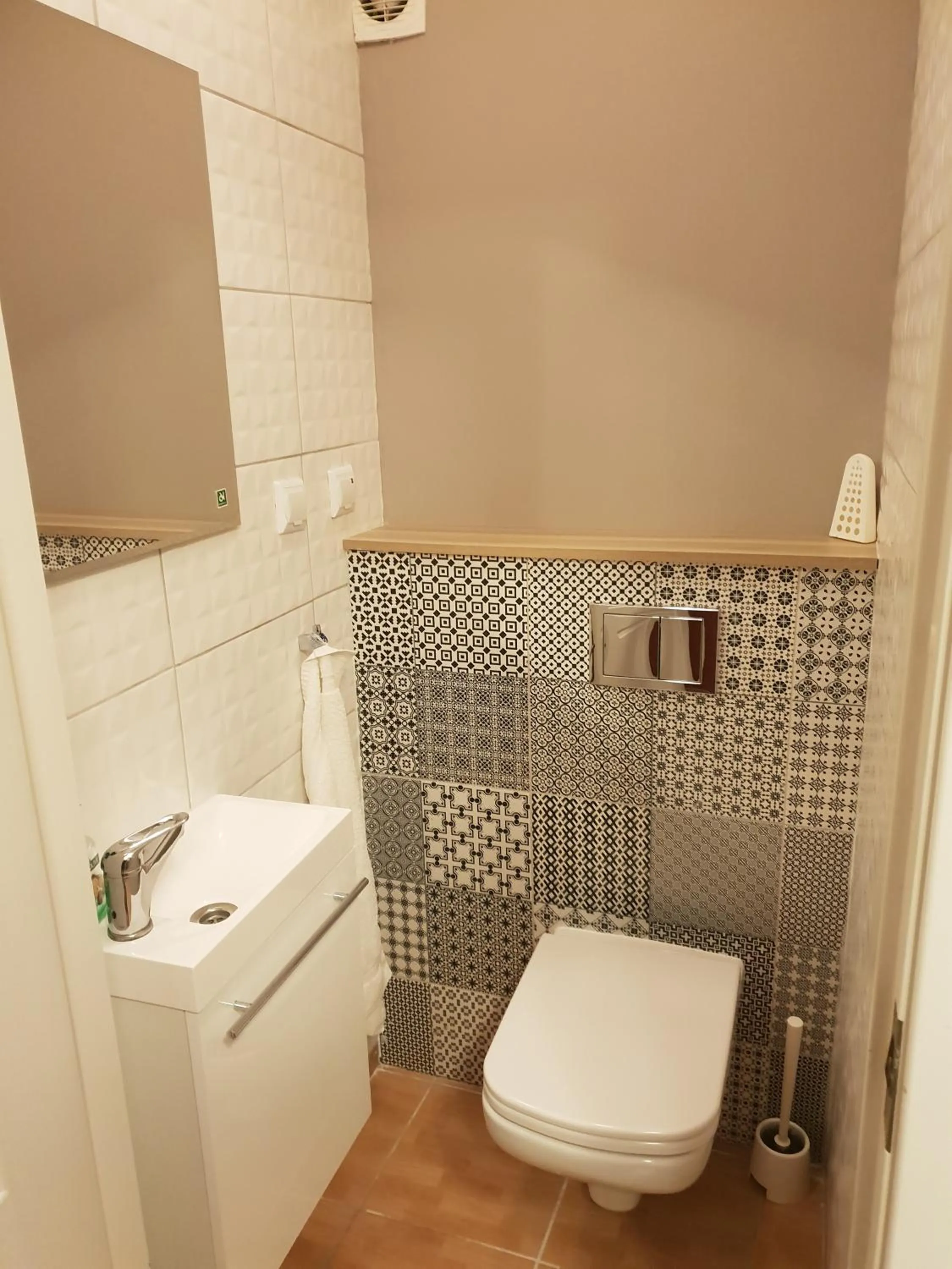 Toilet in Mostowa 3