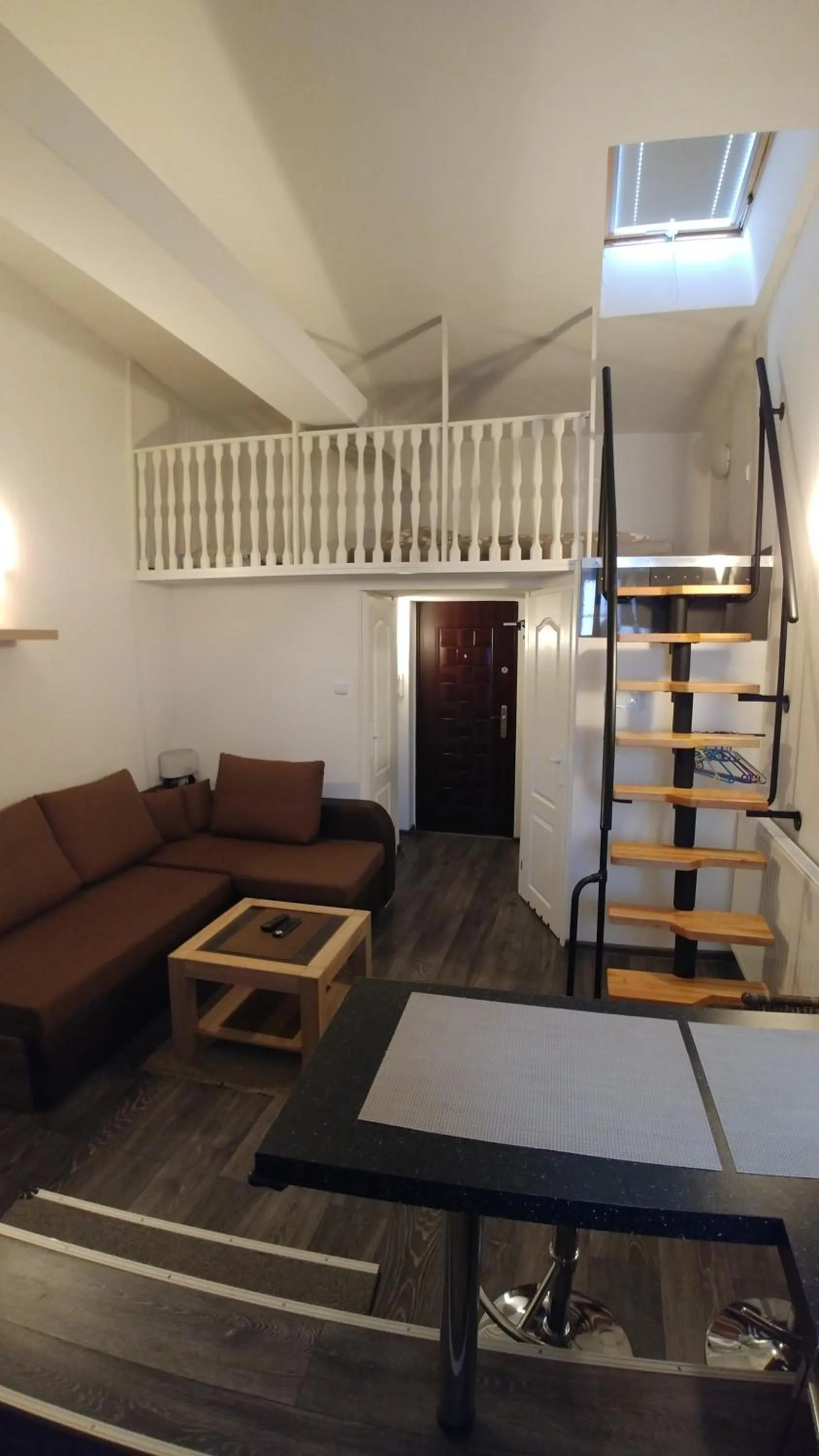 Seating area in Mostowa 3