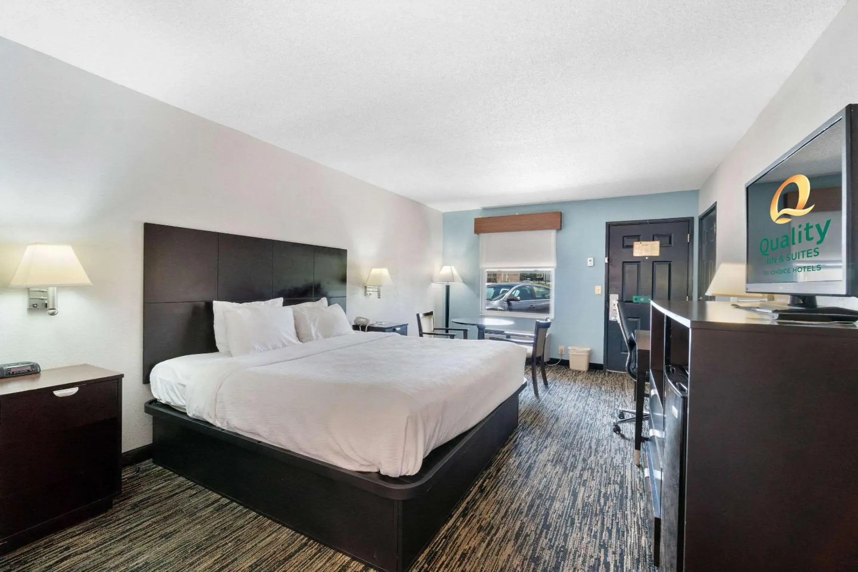 Bedroom, Bed in Quality Inn Adairsville-Calhoun South Bedroom, Bed in Quality Inn Adairsville-Calhoun South