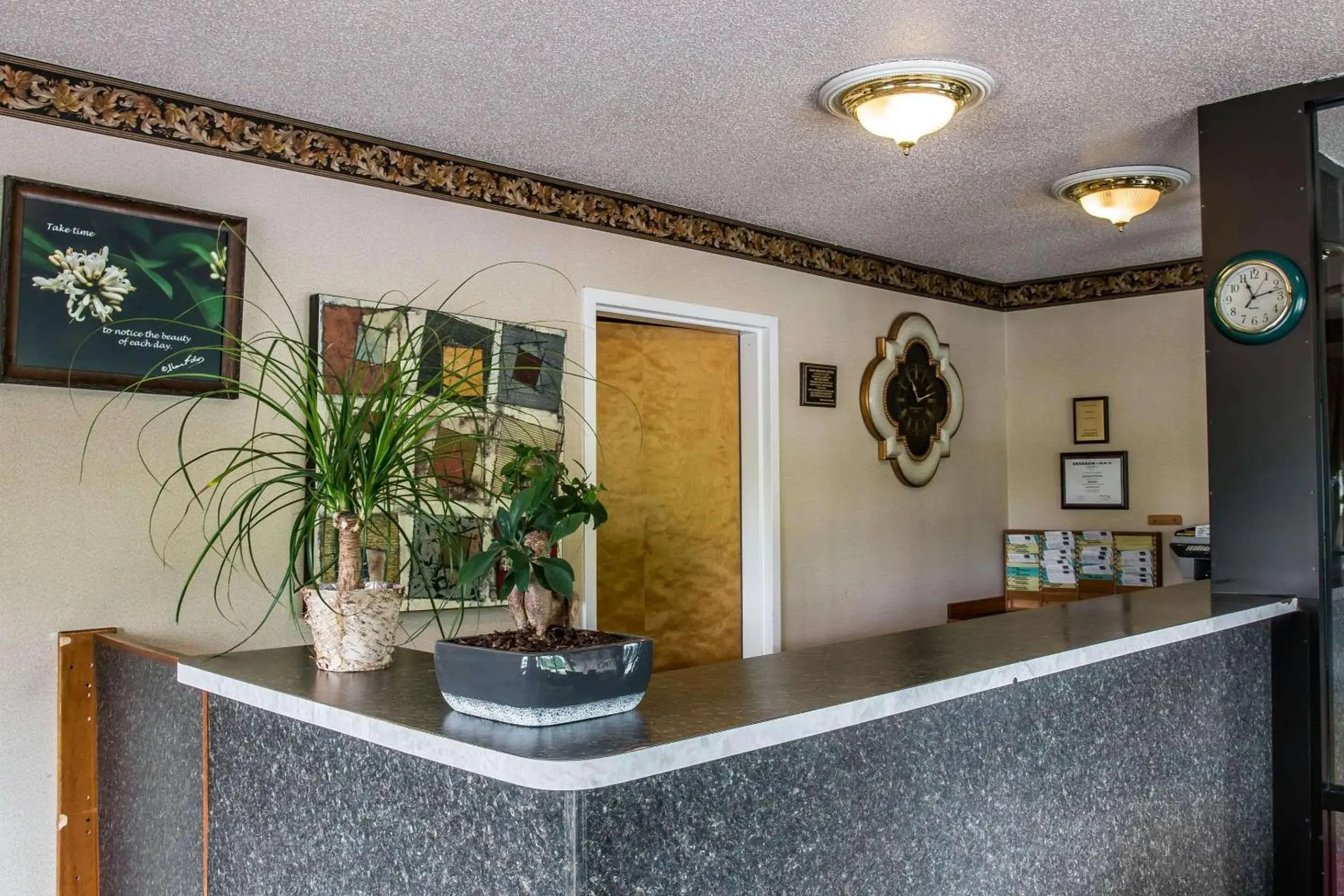 Lobby or reception in Econo Lodge Lobby or reception in Econo Lodge