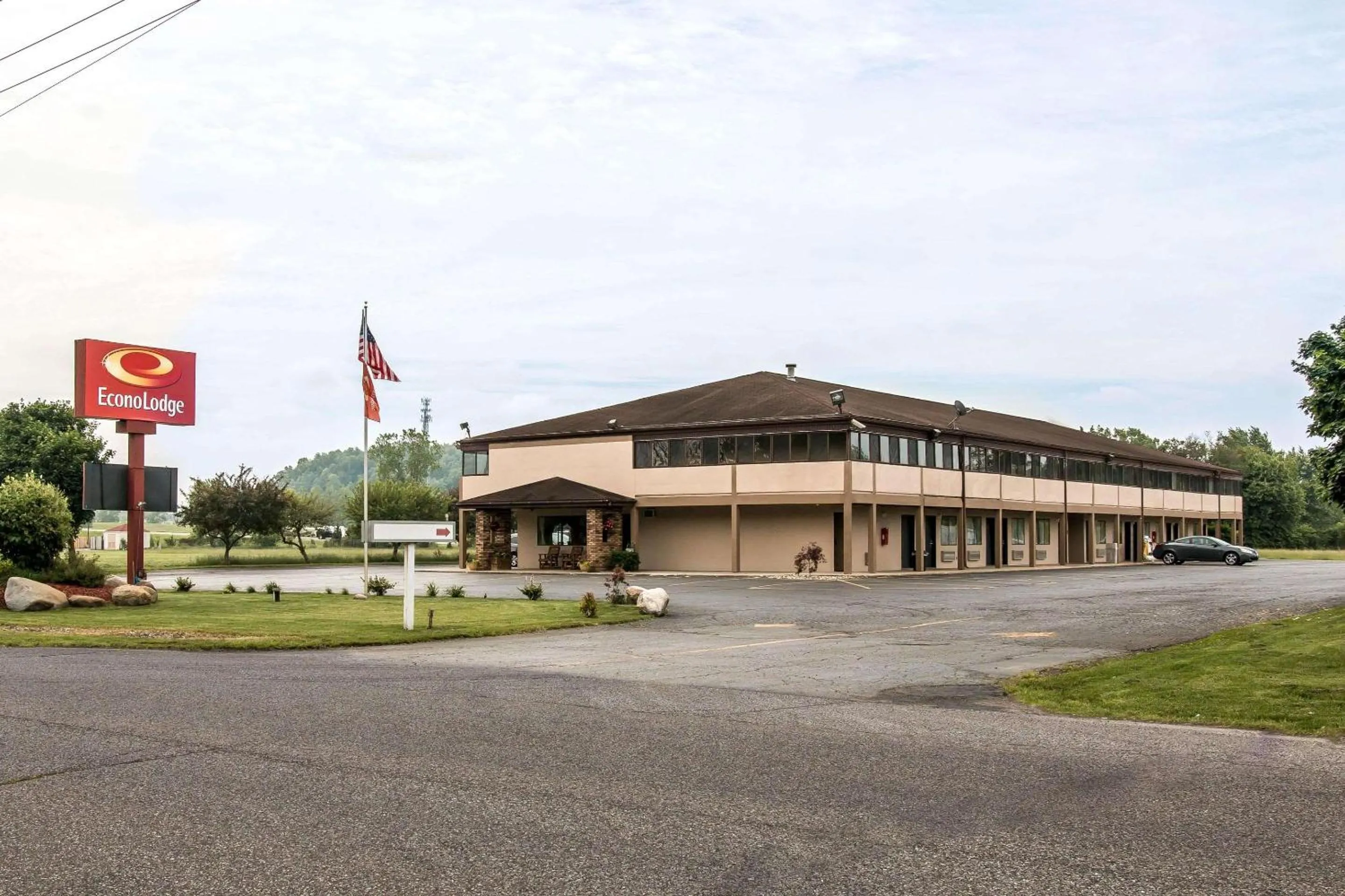 Property building in Econo Lodge Paw Paw