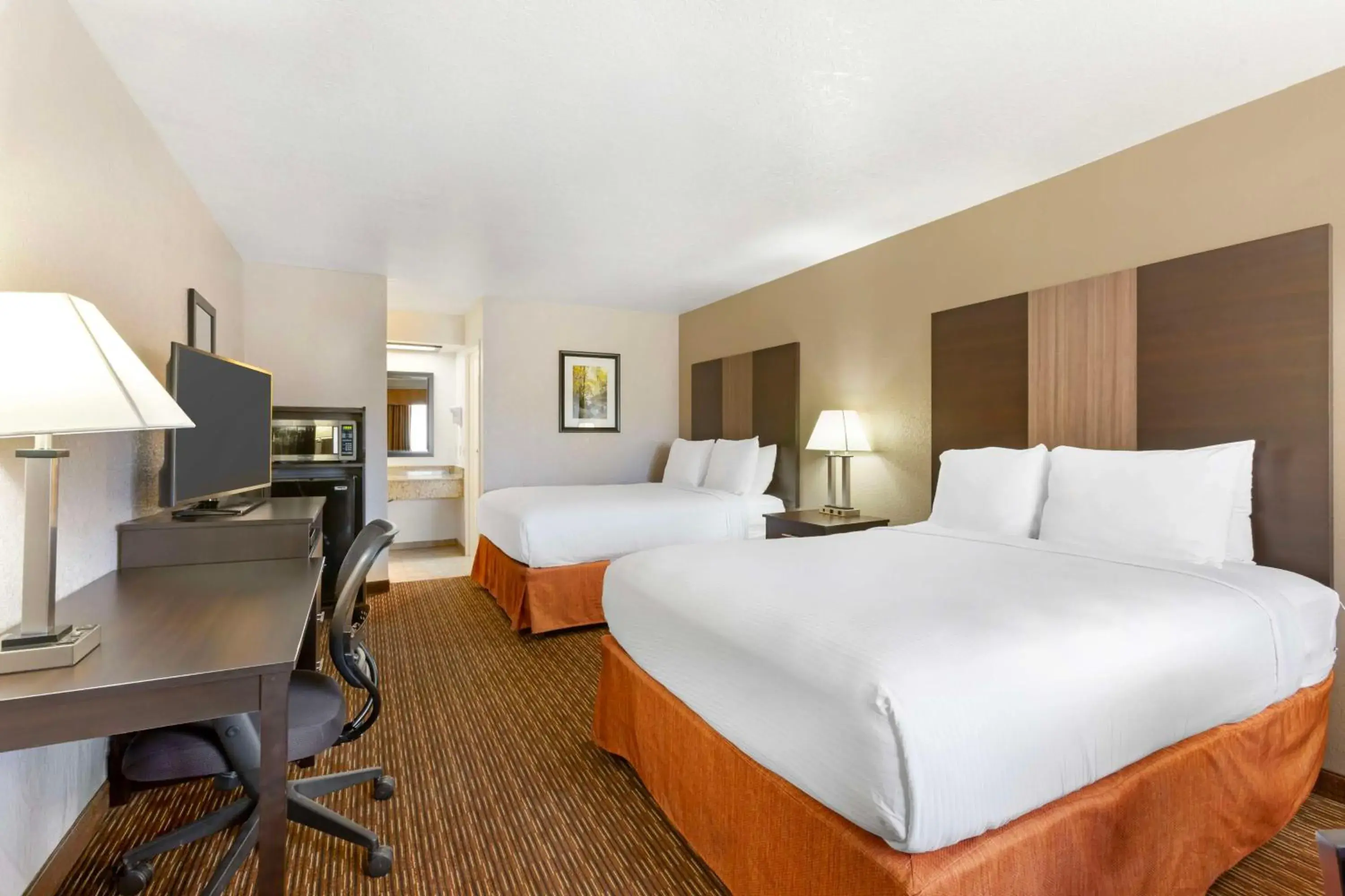 Bedroom, Bed in Best Western Sawmill Inn Bedroom, Bed in Best Western Sawmill Inn