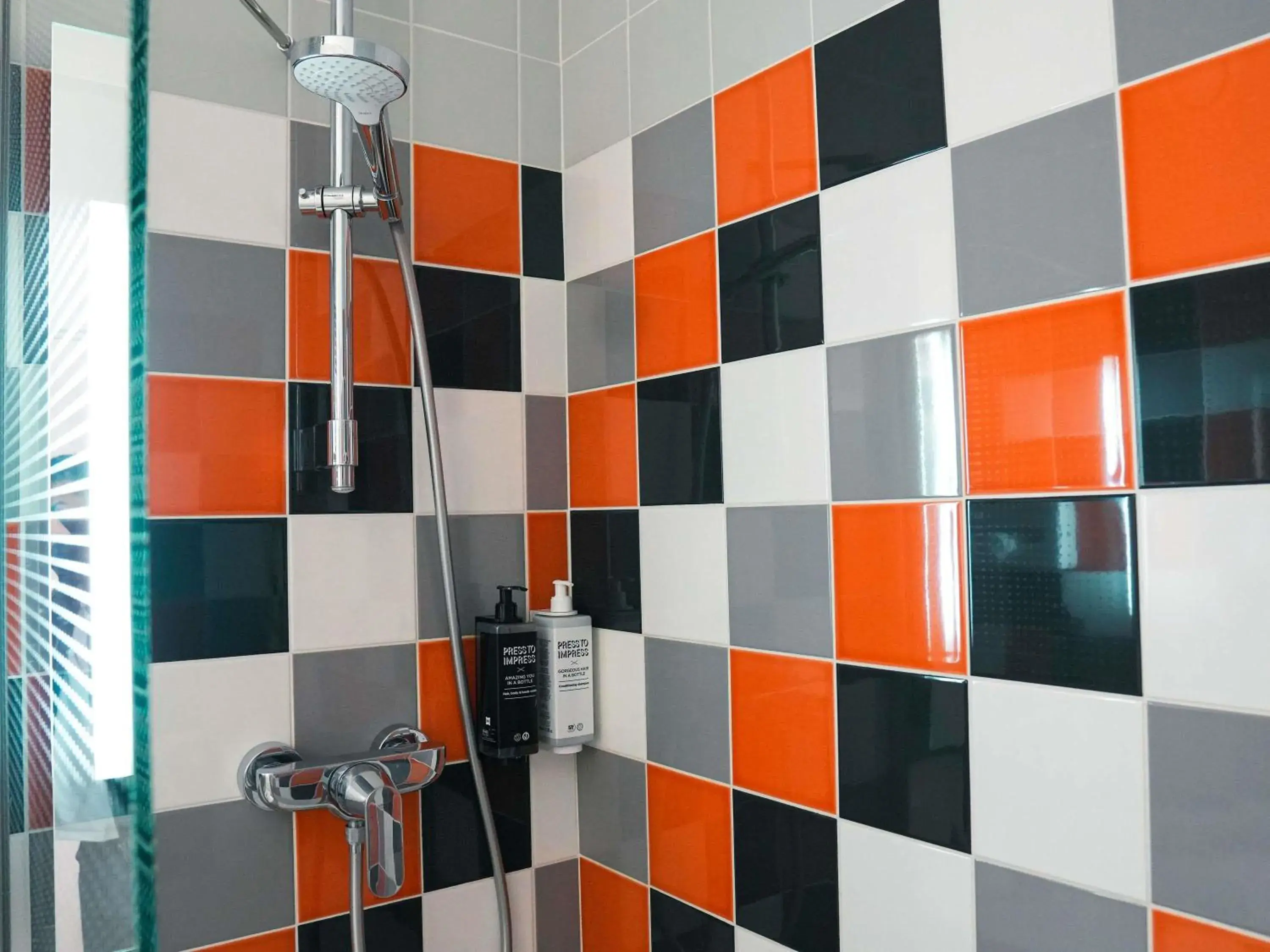 Bedroom in ibis Styles Caen Centre Historique Bedroom in ibis Styles Caen Centre Historique