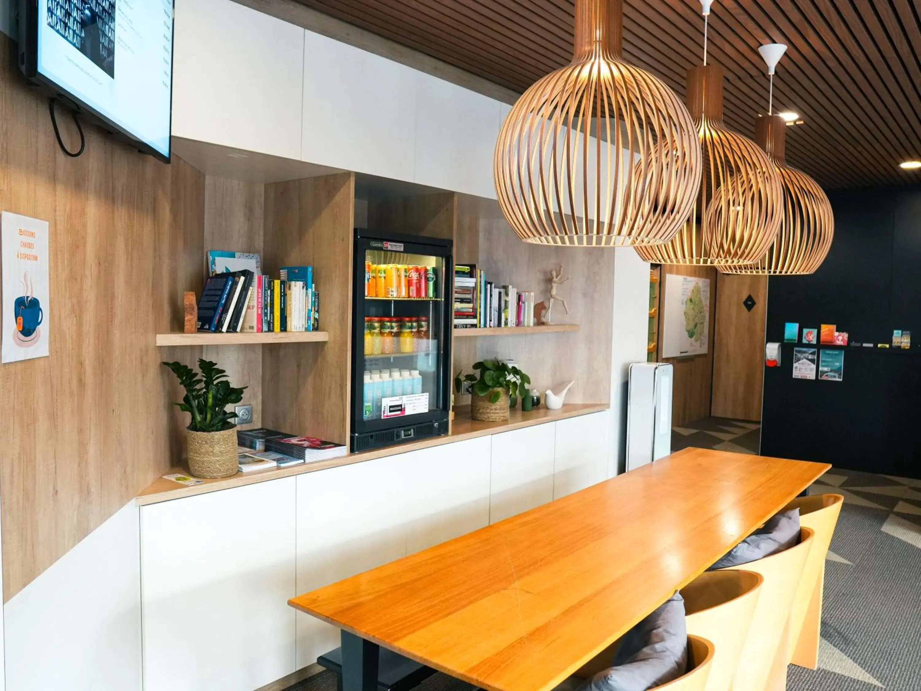 Lobby or reception in ibis Styles Caen Centre Historique Lobby or reception in ibis Styles Caen Centre Historique
