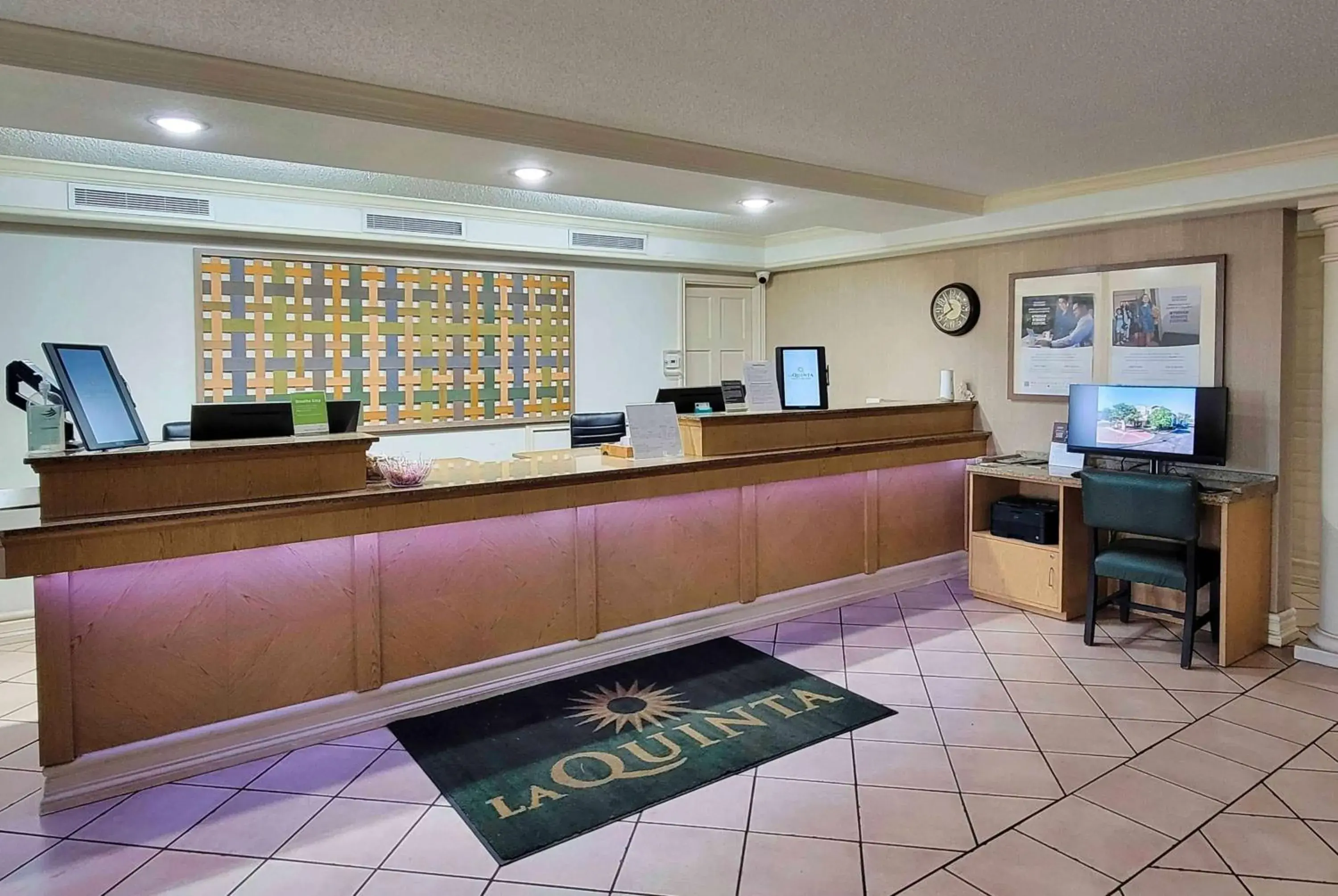 Lobby or reception in La Quinta Inn by Wyndham Amarillo West Medical Center Lobby or reception in La Quinta Inn by Wyndham Amarillo West Medical Center