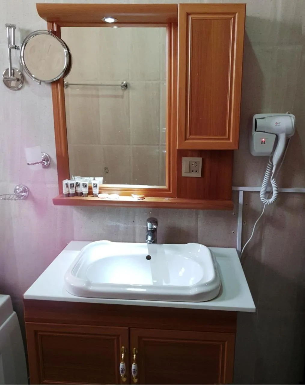 Bathroom in هذه ليلتي فرع اليرموك- This Lailaty Al Yarmouk Branch
