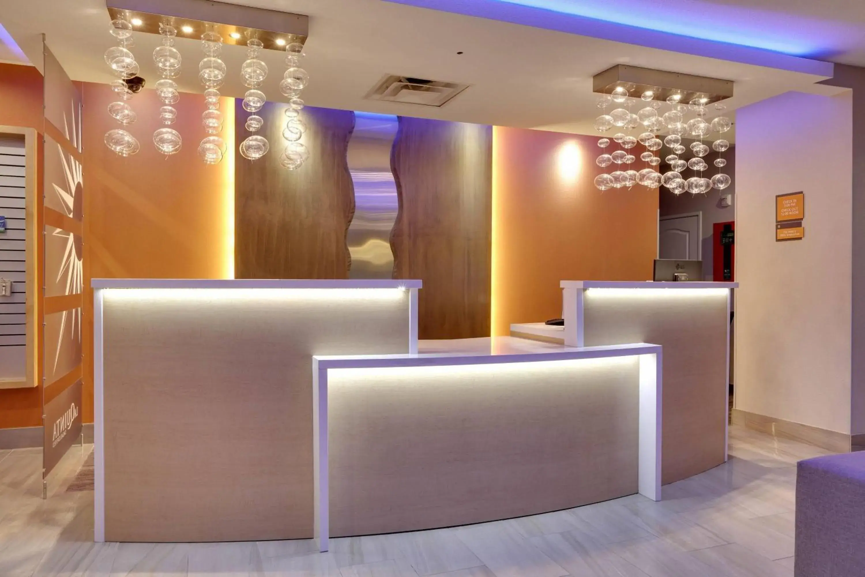 La Quinta by Wyndham Dallas Love Field La Quinta by Wyndham Dallas Love Field