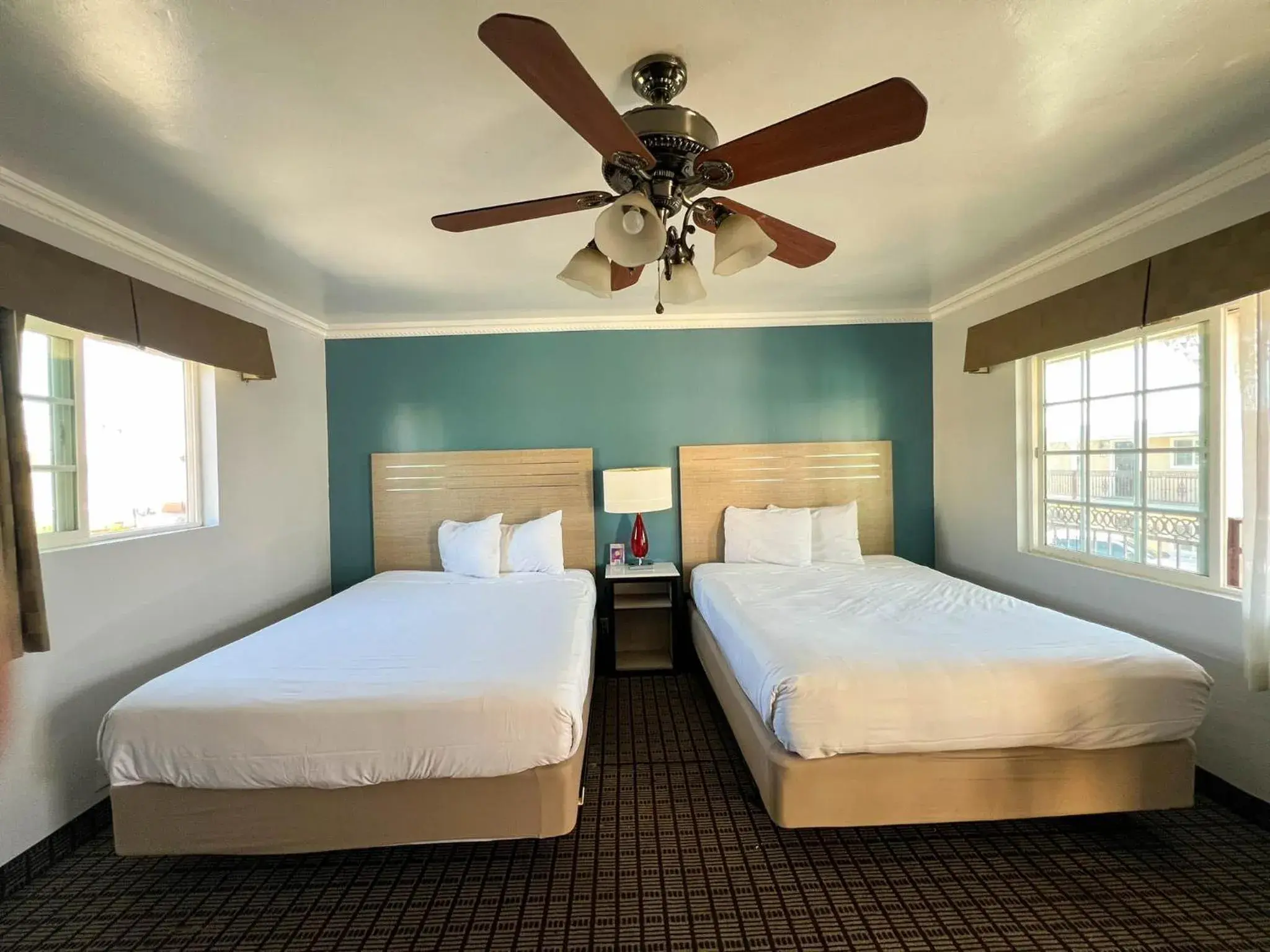 Standard Double Room in Viking Motel-Ventura Standard Double Room in Viking Motel-Ventura