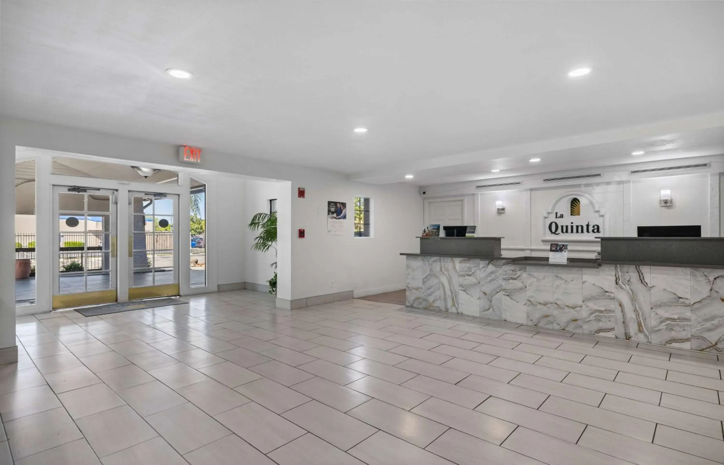Lobby or reception in La Quinta Inn by Wyndham Stockton Lobby or reception in La Quinta Inn by Wyndham Stockton