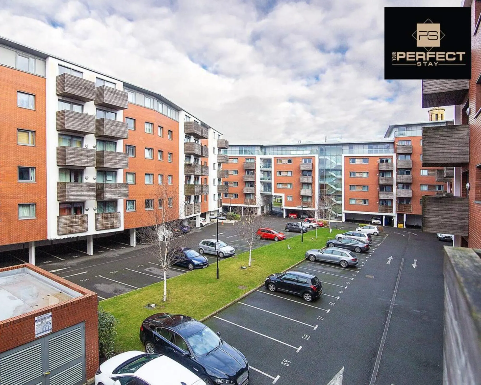 Property building in Elite residence Skyline By Your Perfect Stay Short Lets Birmingham