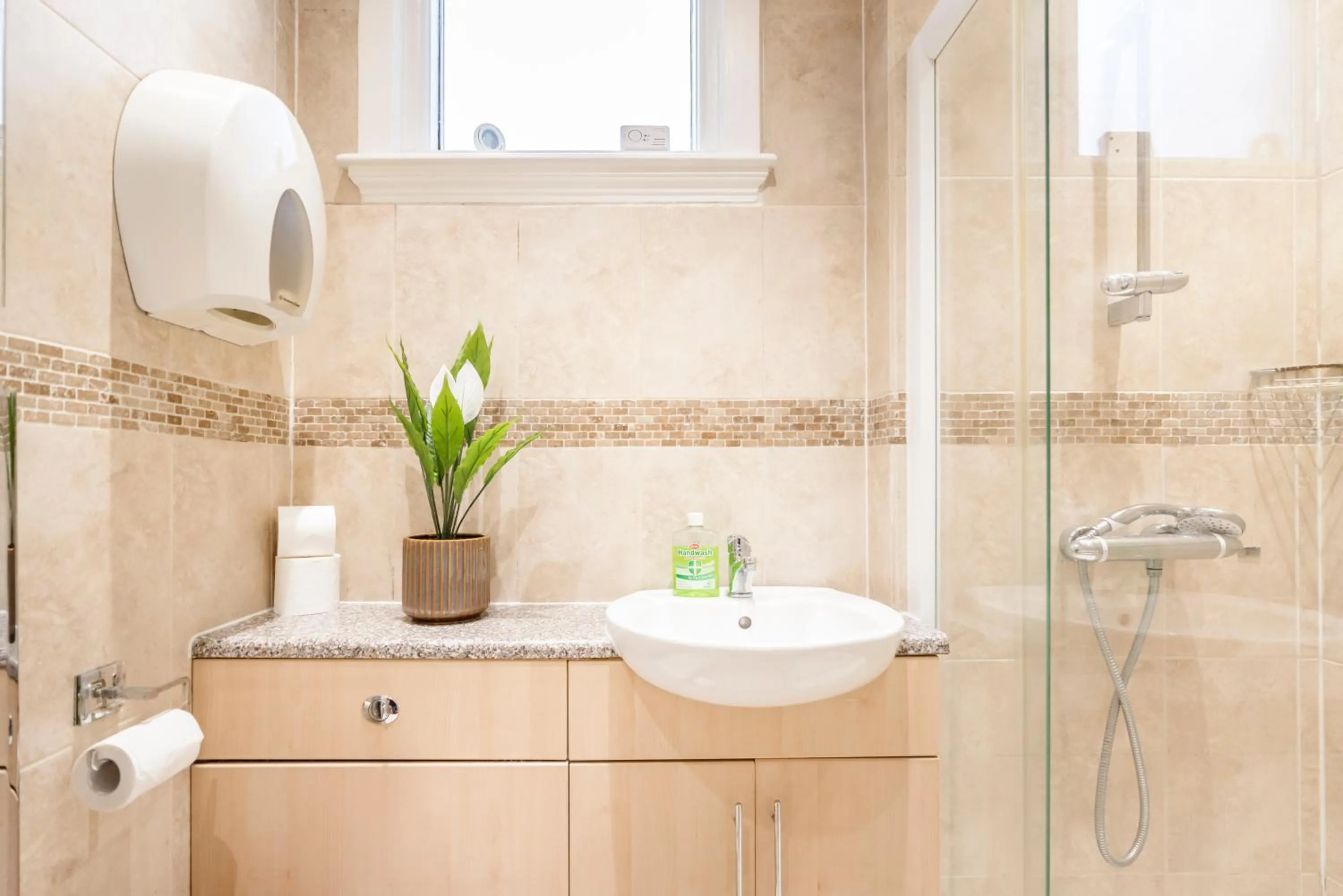 1 Riverside Apartments