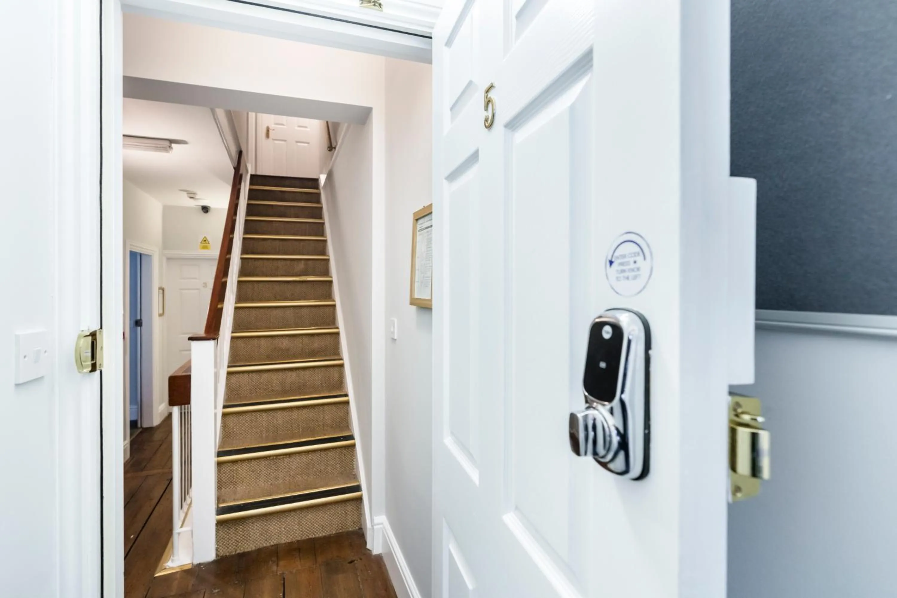 1 Riverside Apartments